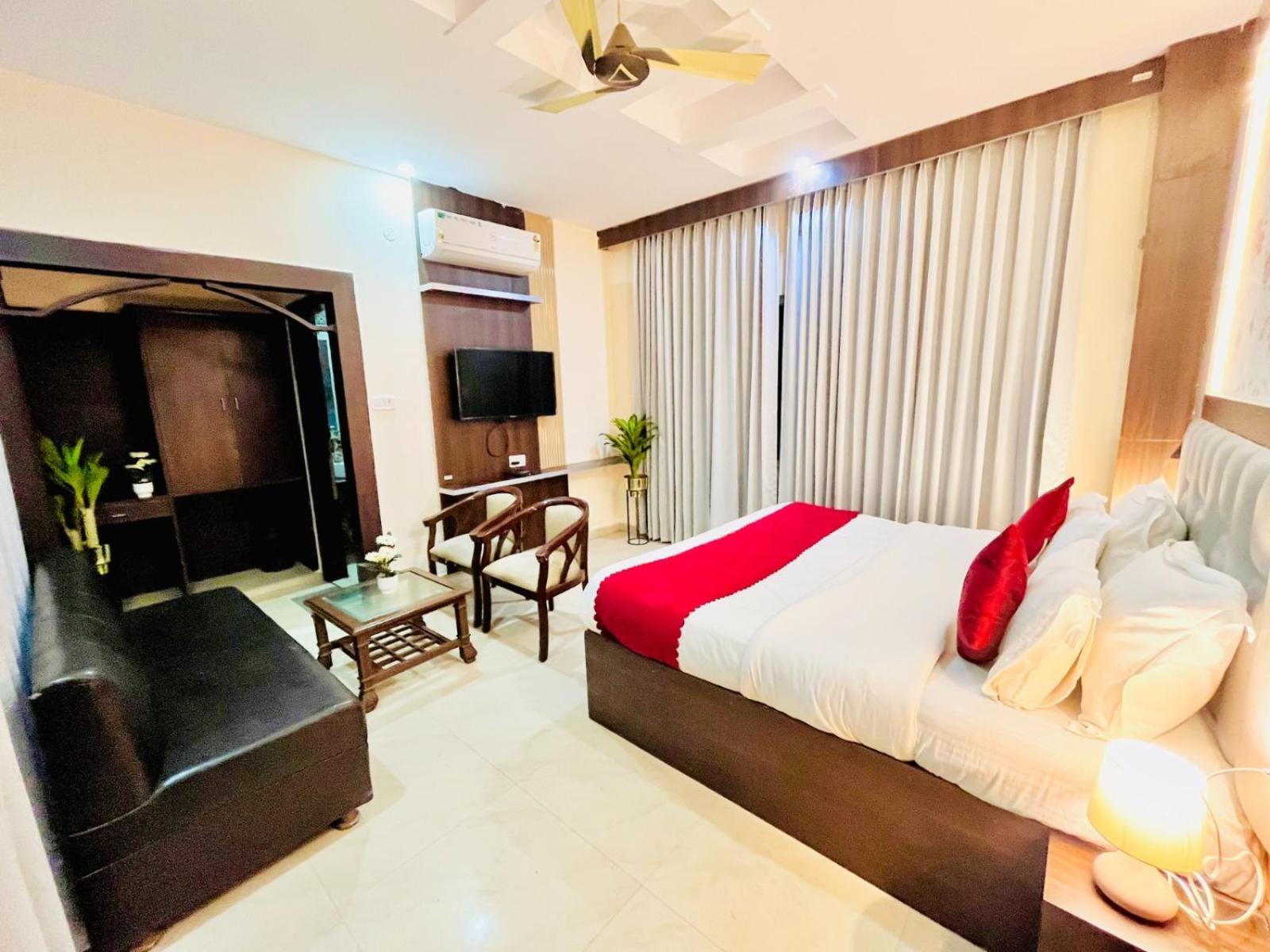 The Rama #luxury Ac #prime Location #parking #top Rated #most Awarded #property Of The Year 4*