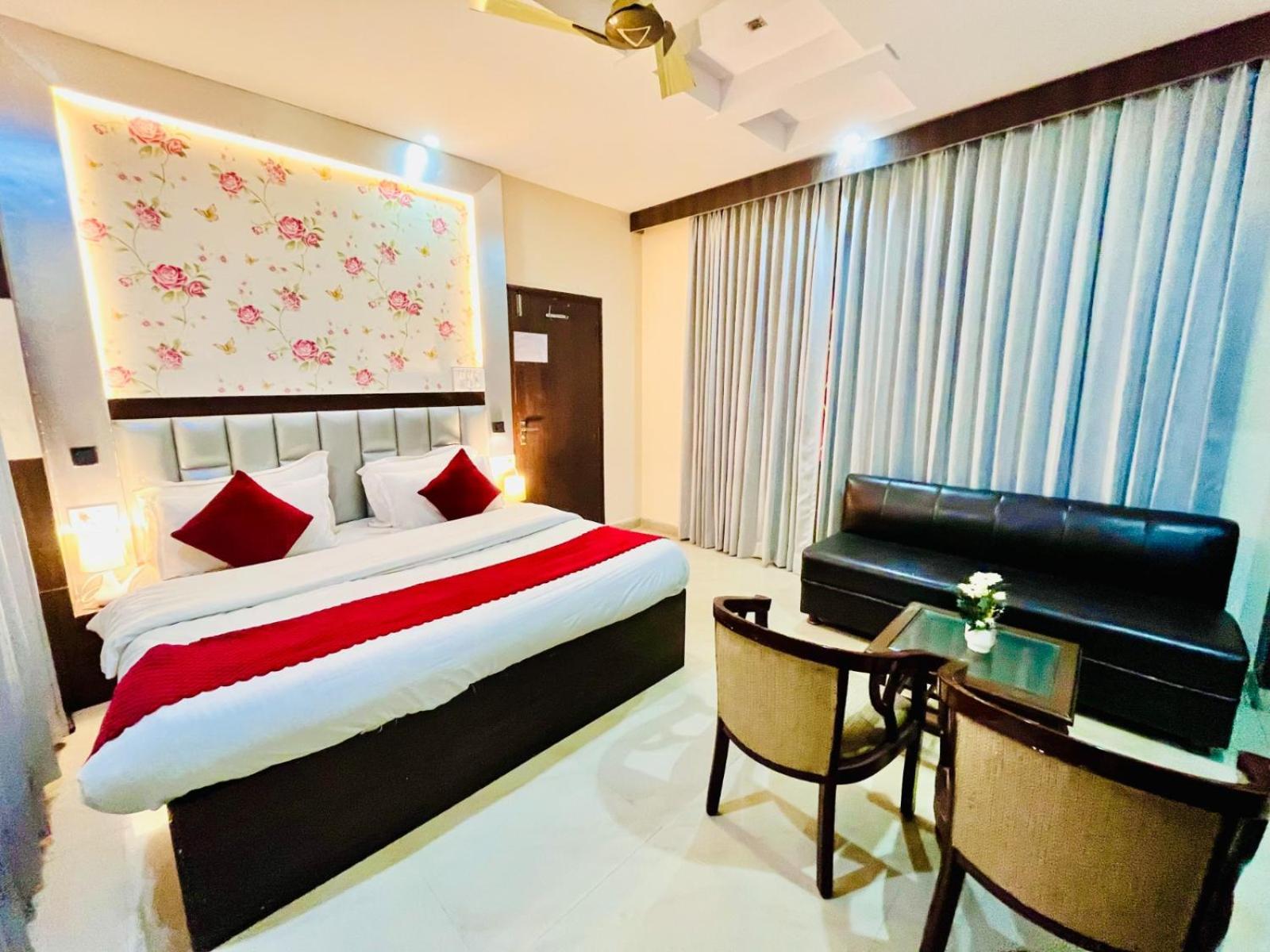 The Rama #luxury Ac #prime Location #parking #top Rated #most Awarded #property Of The Year Haridwar