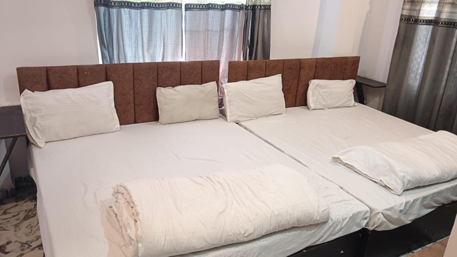 India 4*