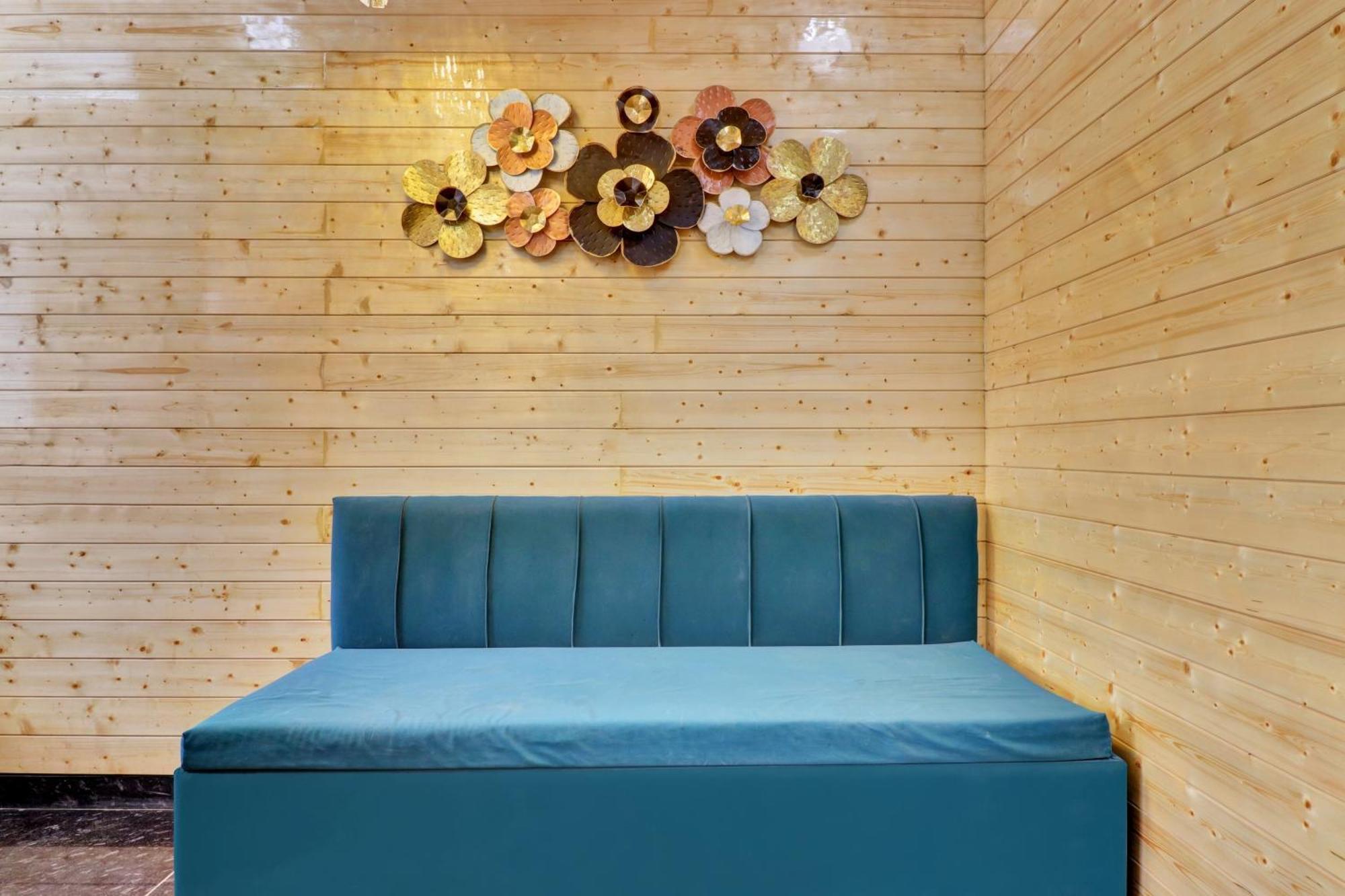 Hotel Collection O Trimurti 3*