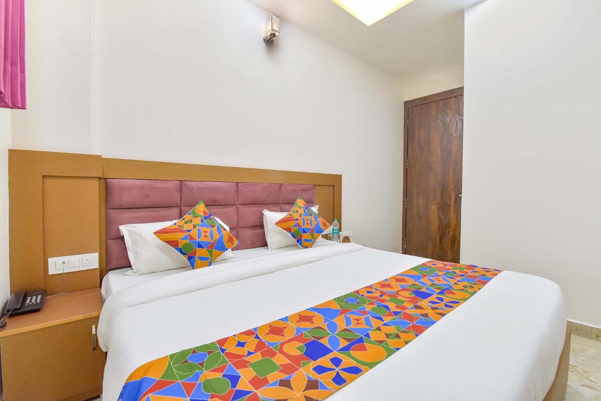 Fabhotel Hari Residency Hotel