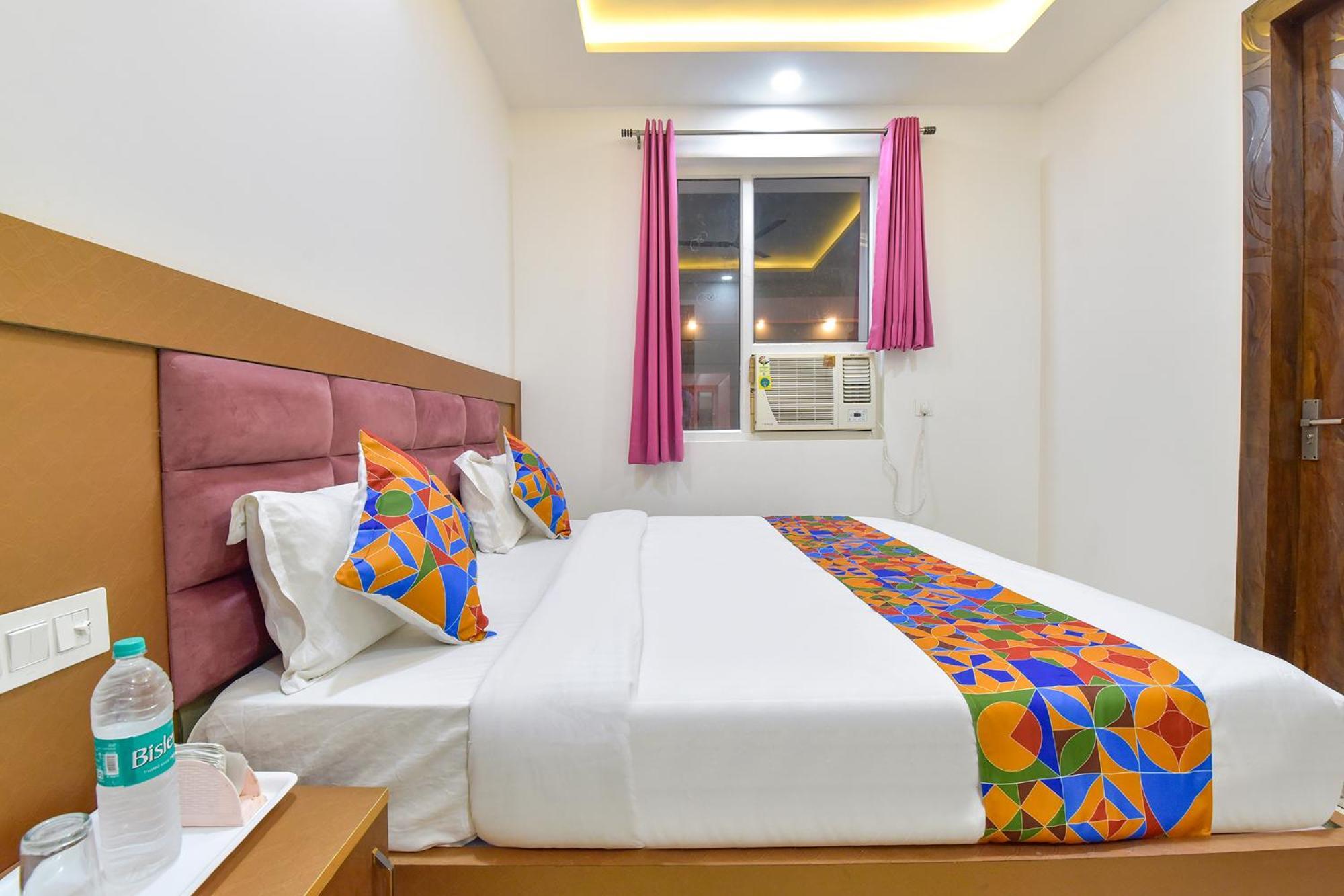 Hotel Fabhotel Hari Residency 3*