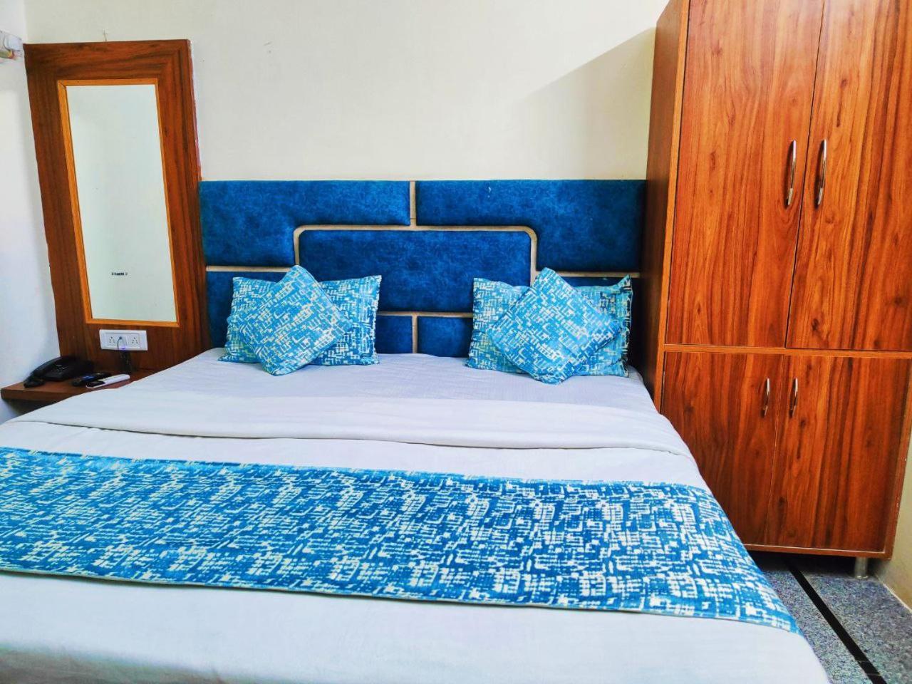 Raj Hotel Haridwar