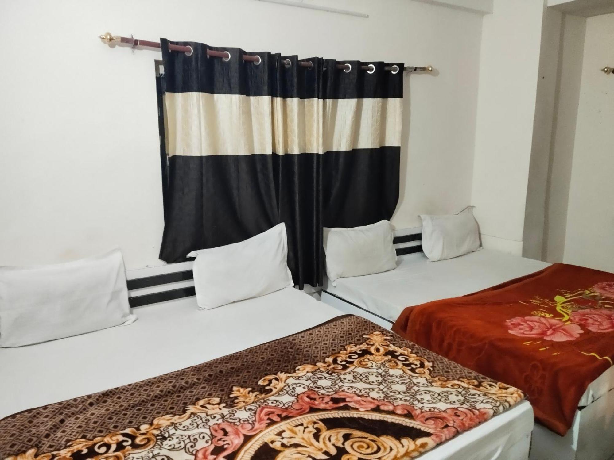 Hotel Family - Shiva Palace Haridwar