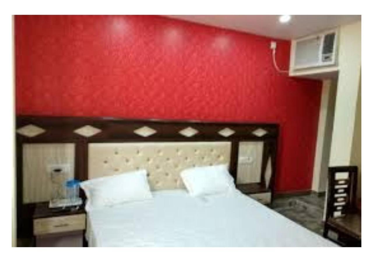 Hr Rama Palace Hotel 3*