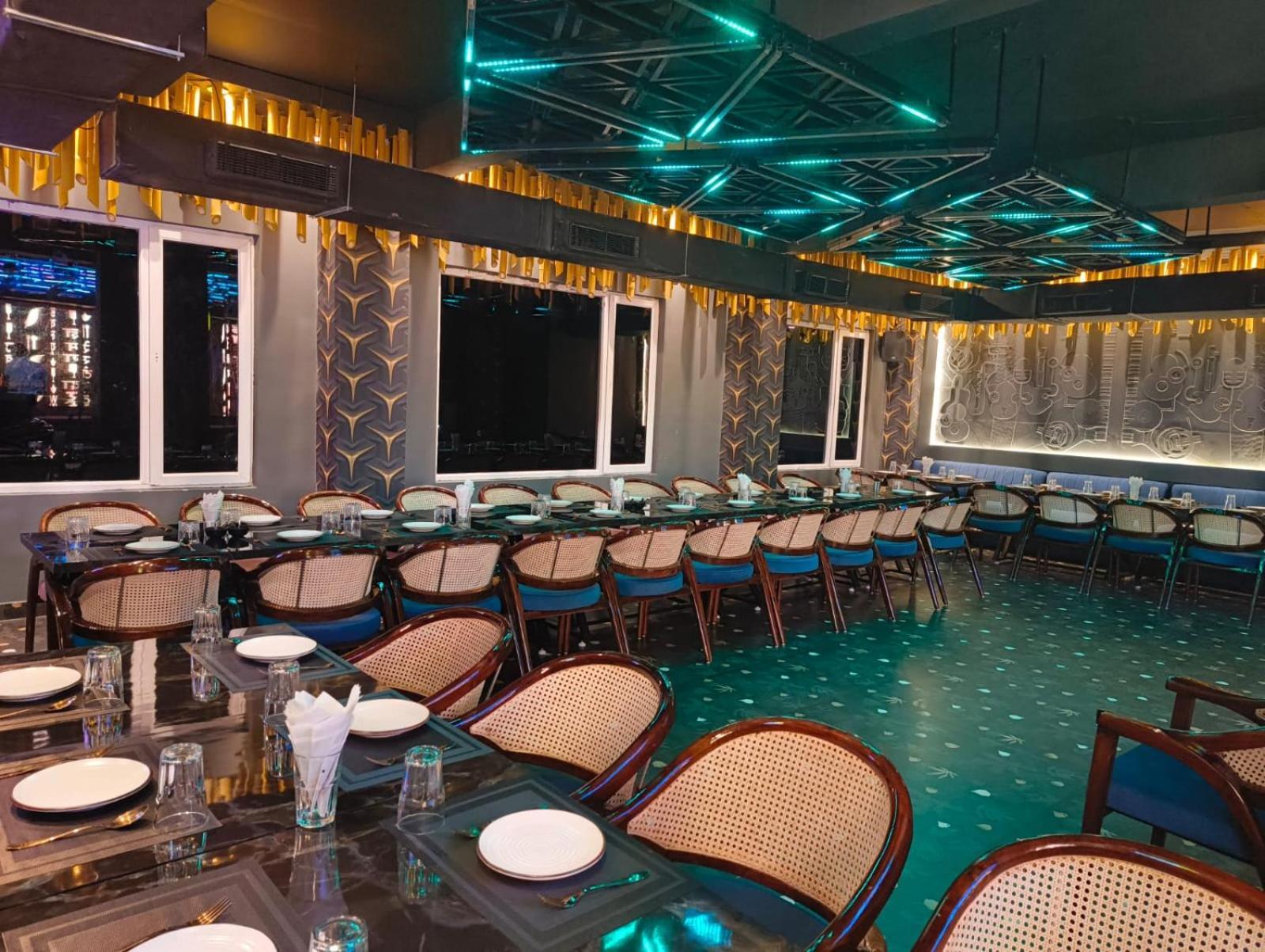 Hotel W Grand - A Boutique 3*