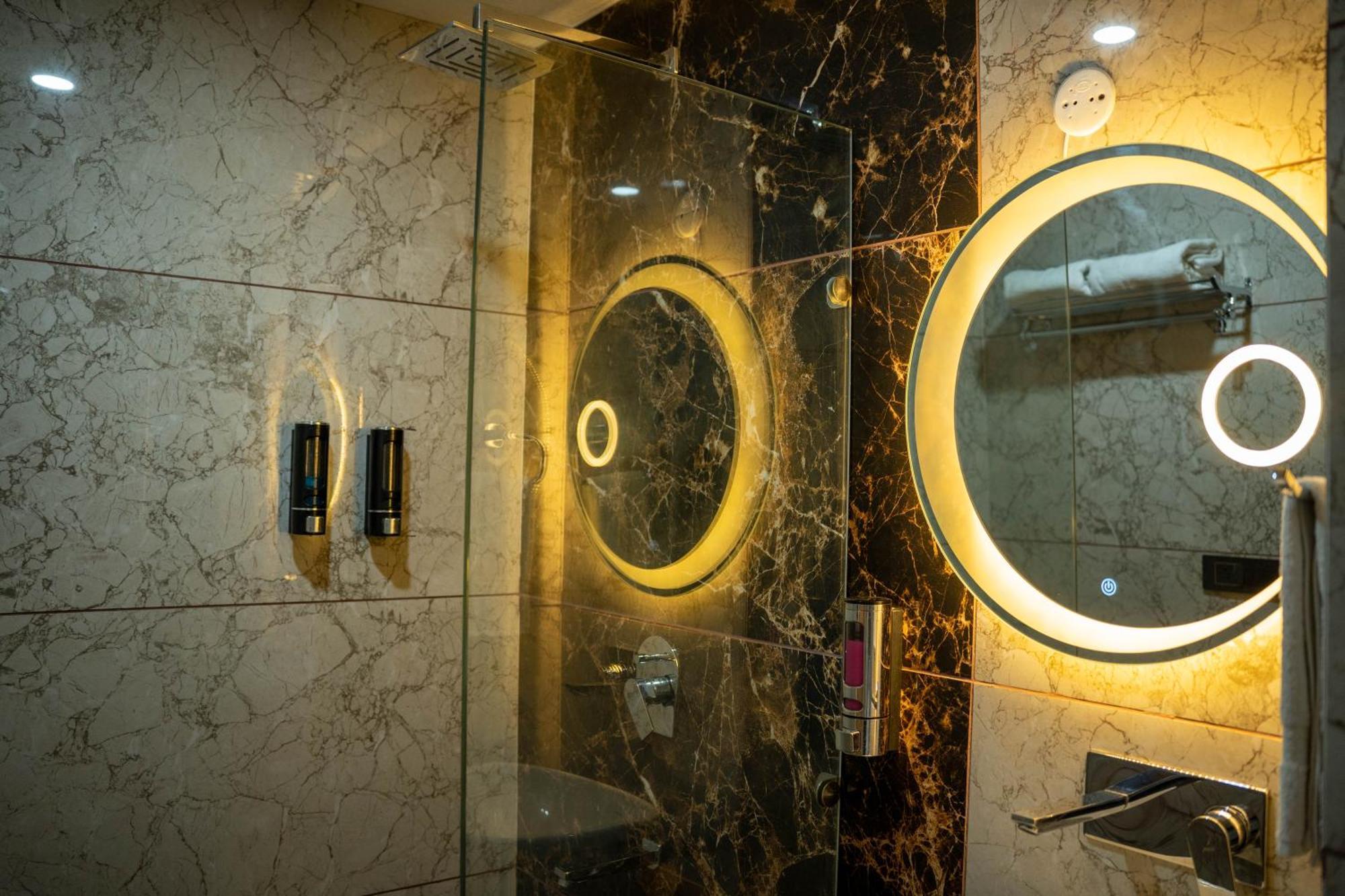 W Grand - A Boutique Hotel