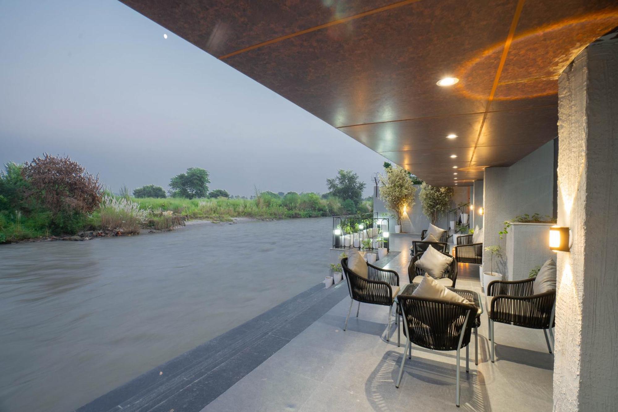 Sukoon By The Ganges - A Riverside Retreat 4*