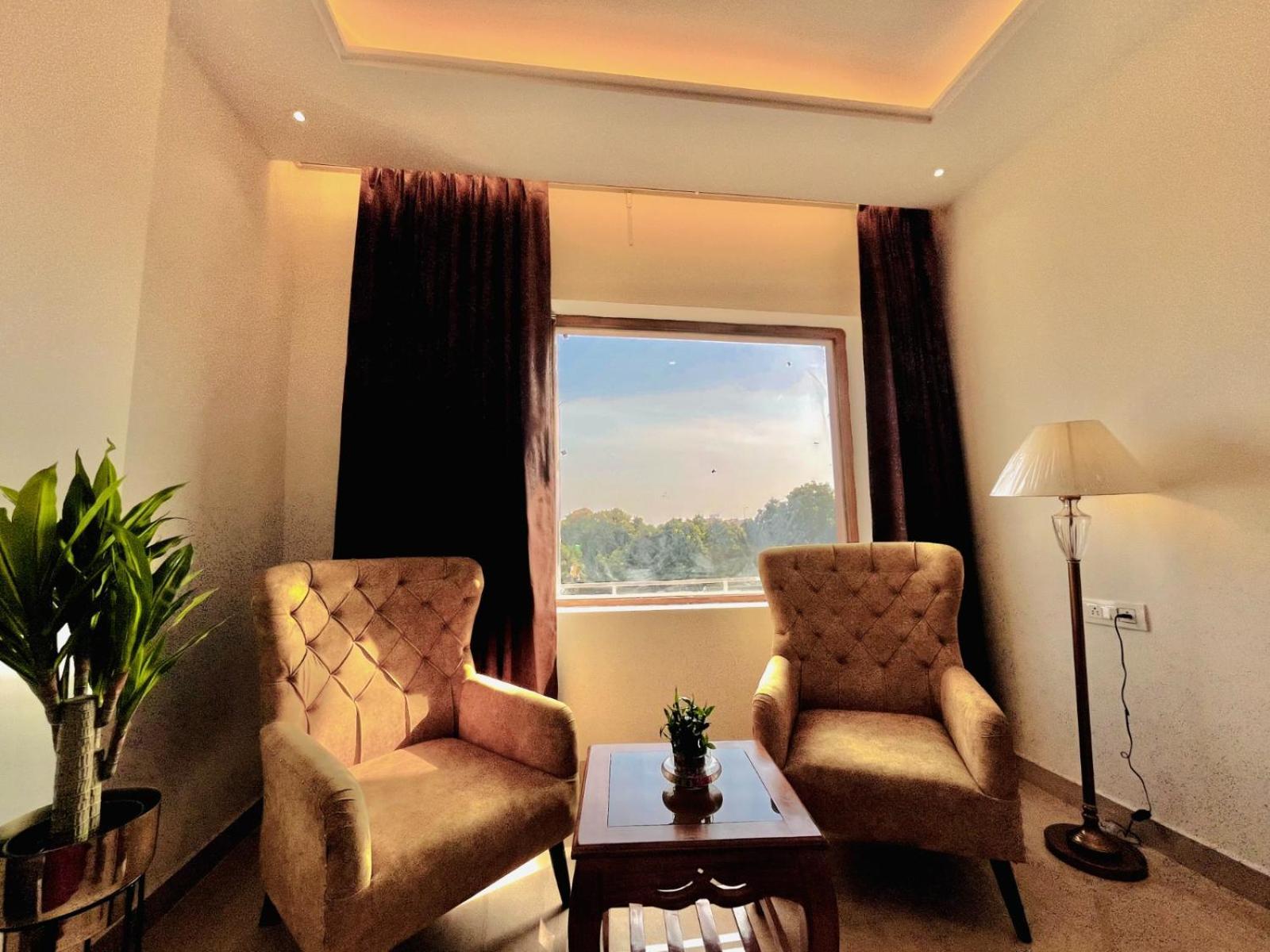 Ganges Blossam, Rated & Awarded In