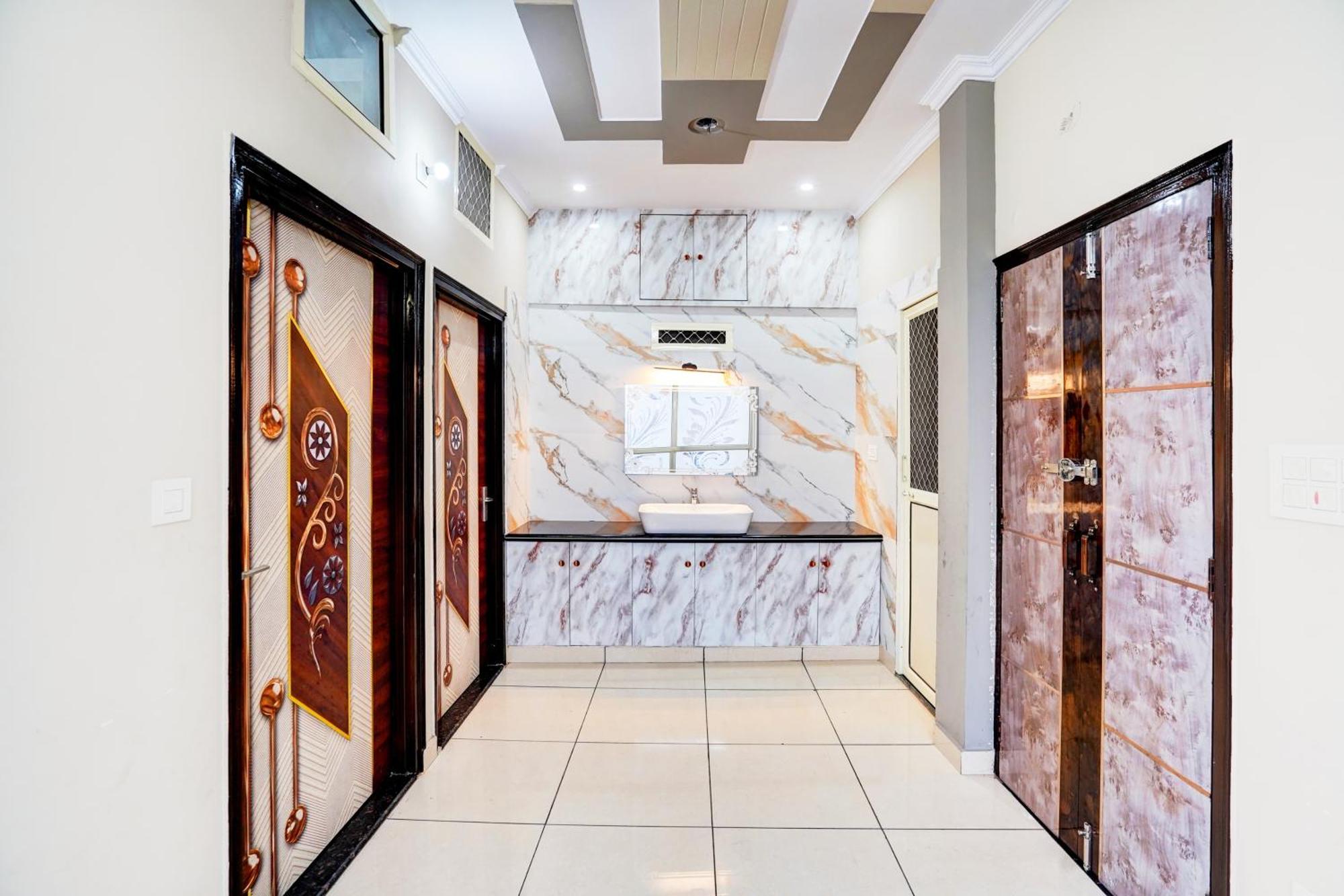Spot On Luxury Hotel Haridwar