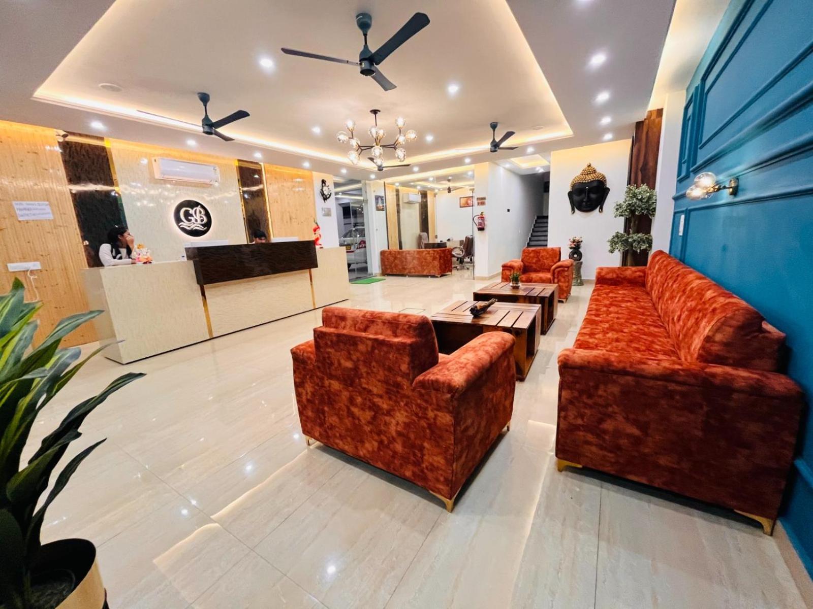 Ganges Blossom - A Four Star Luxury &