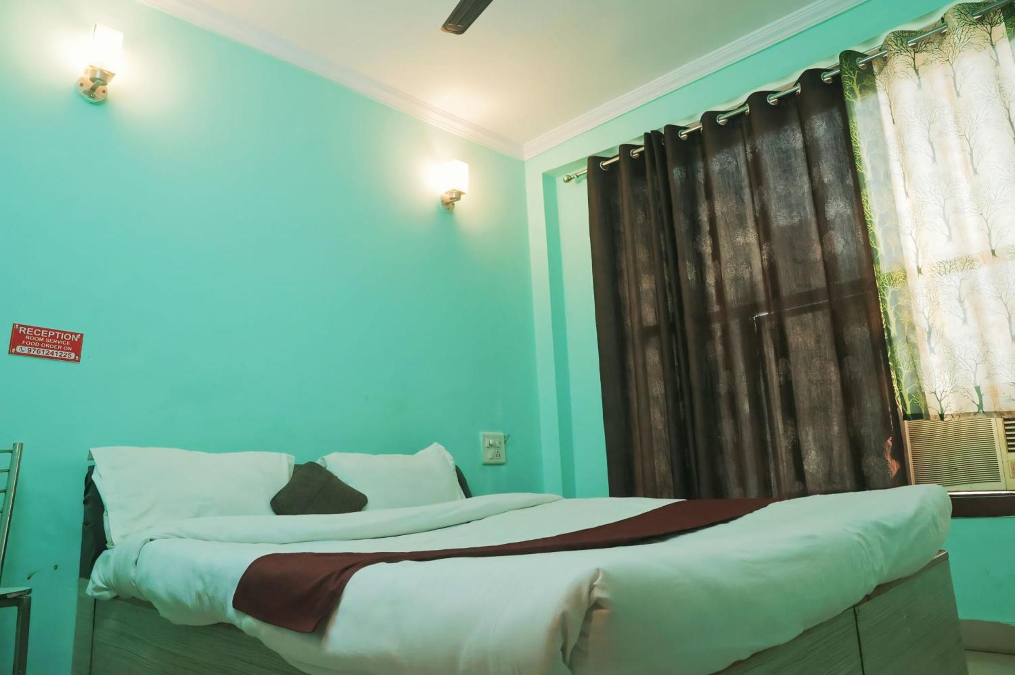 Hotel Shaurya *