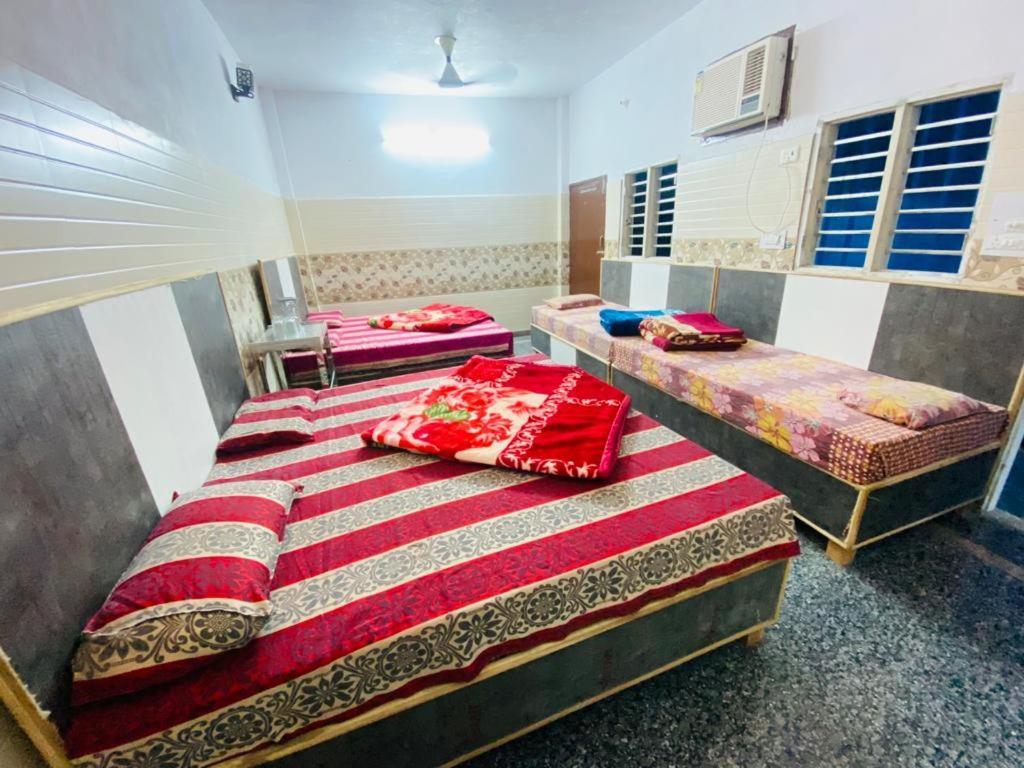 Guest house Hari Ganga - Harkipauri Road *