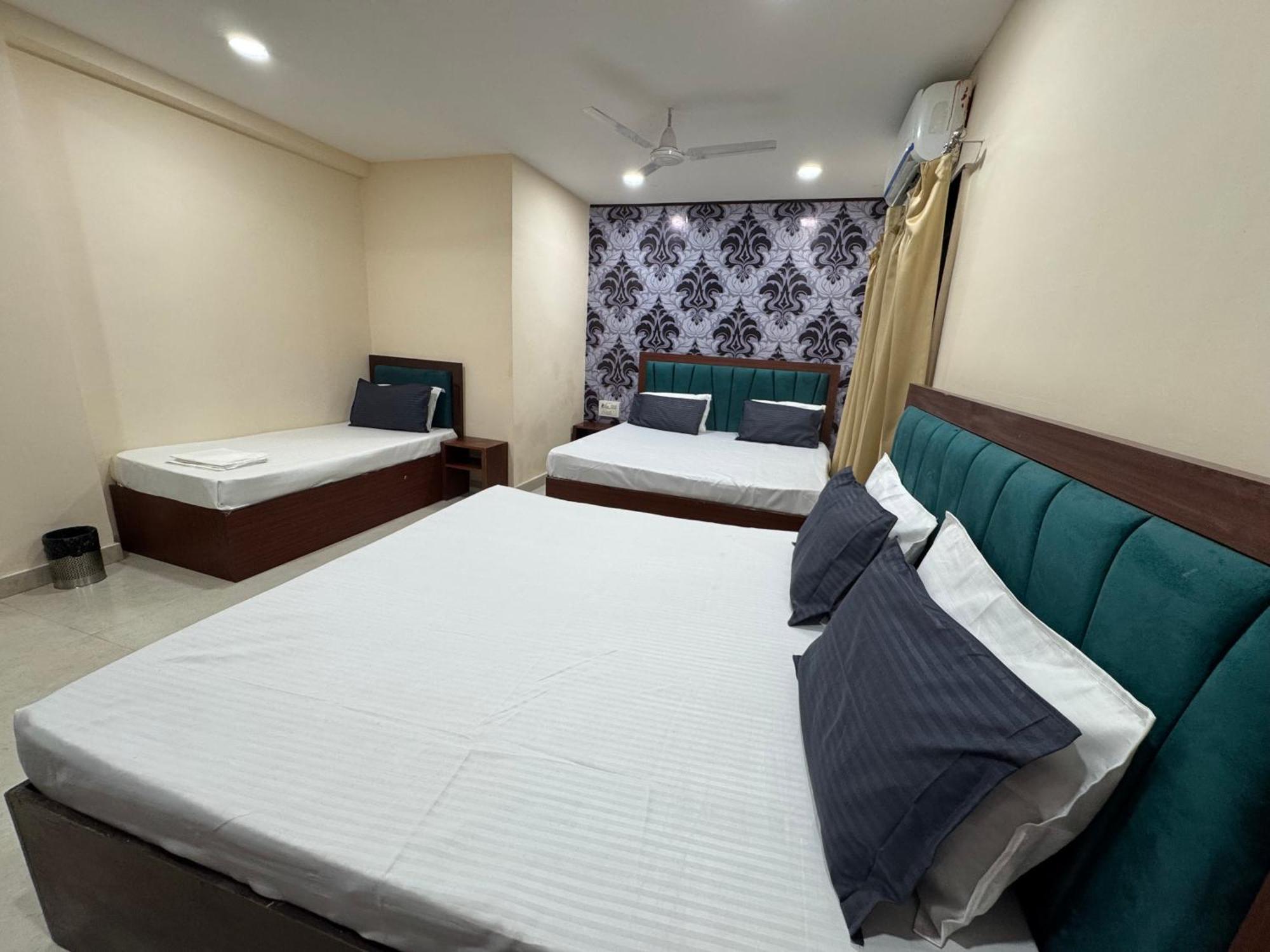 Hotel Sanskriti T And M
