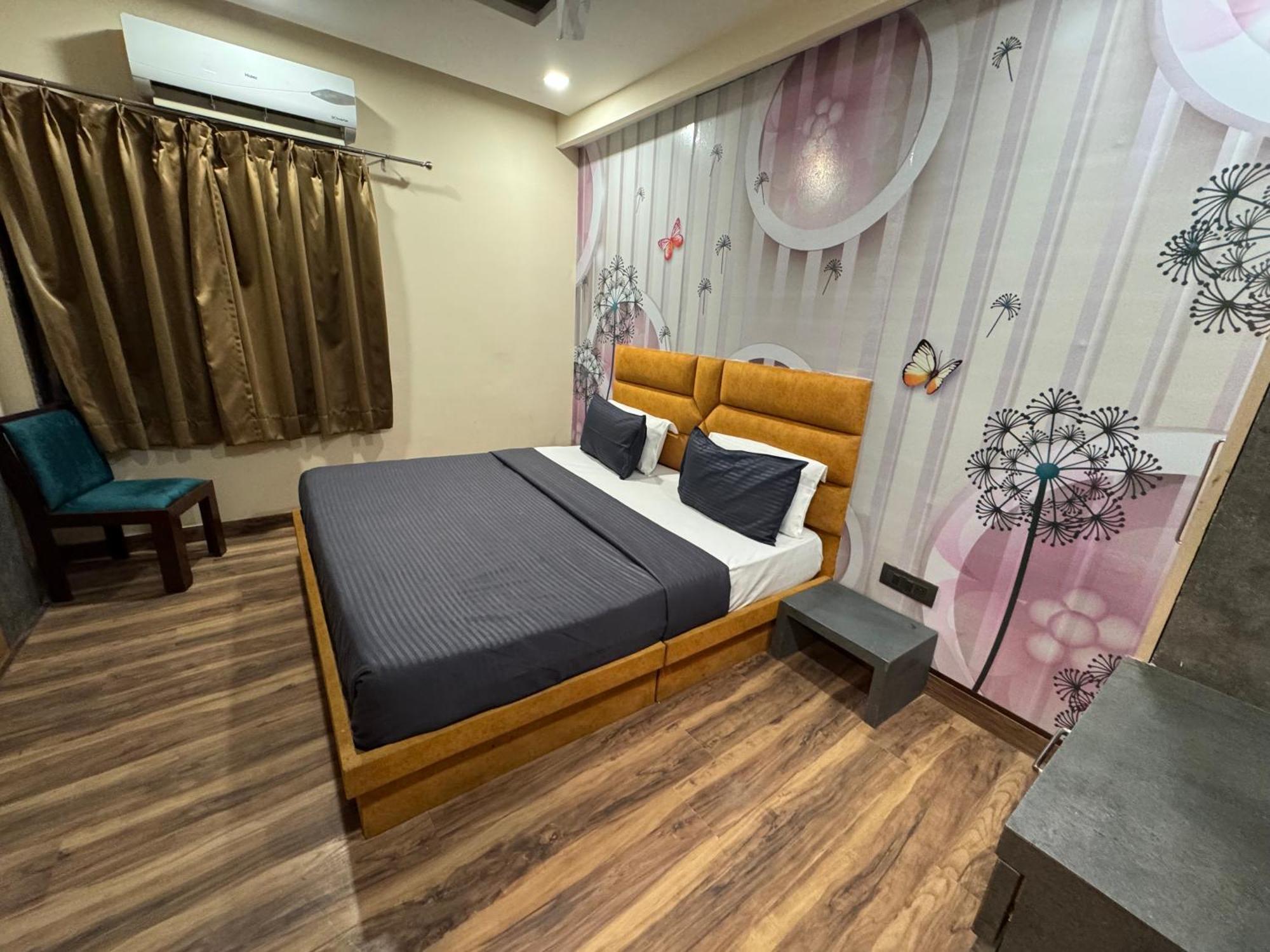 Sanskriti T And M 3*