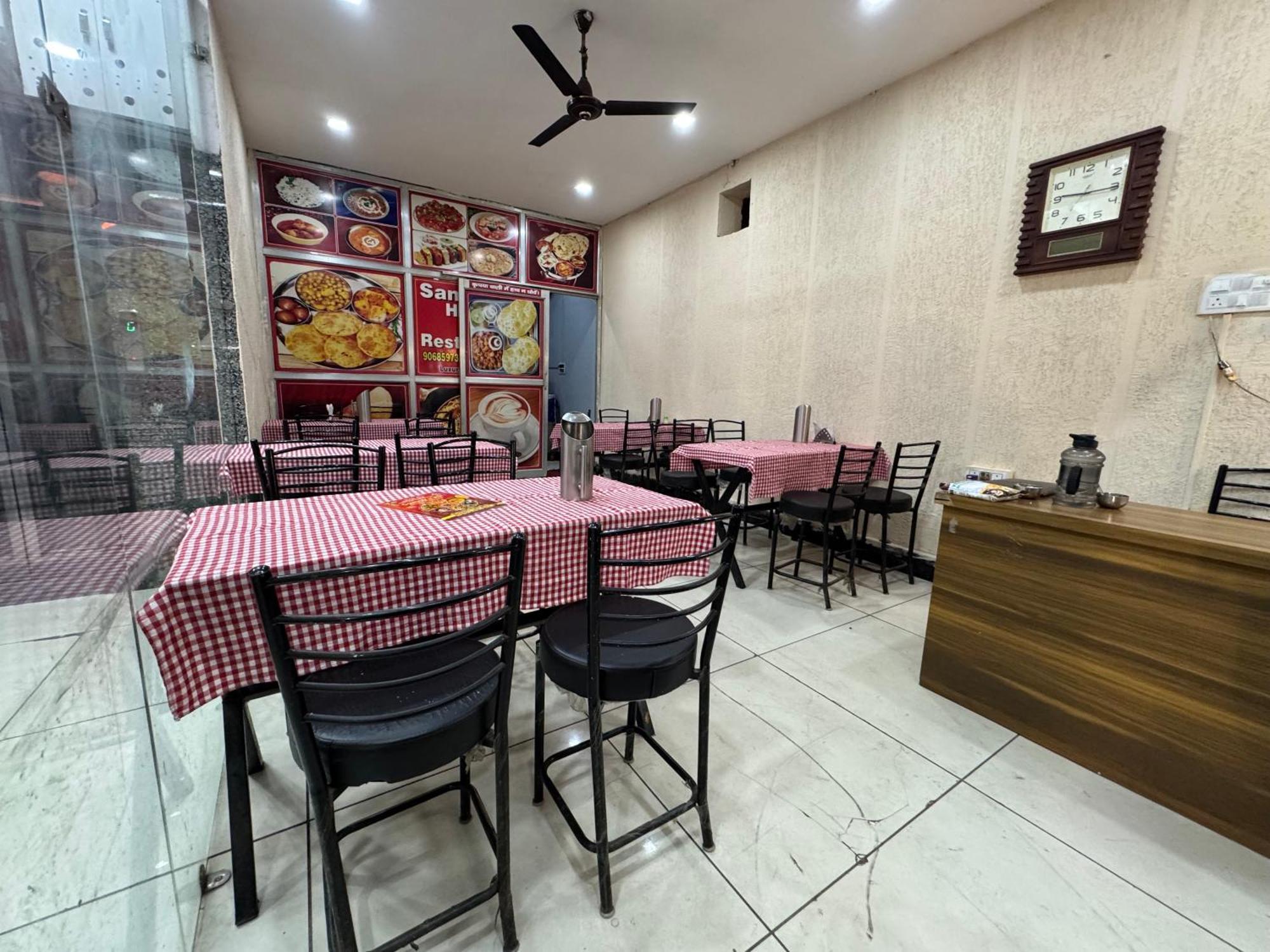Hotel Sanskriti T And M