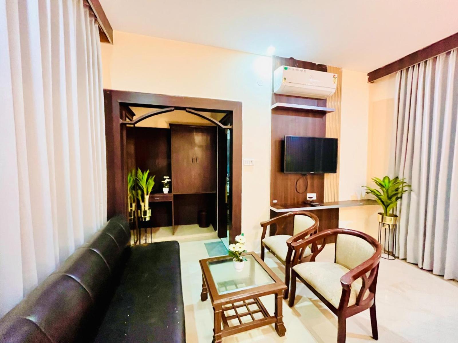 Hotel The Ramawati - A Luxury & Resort, 5*