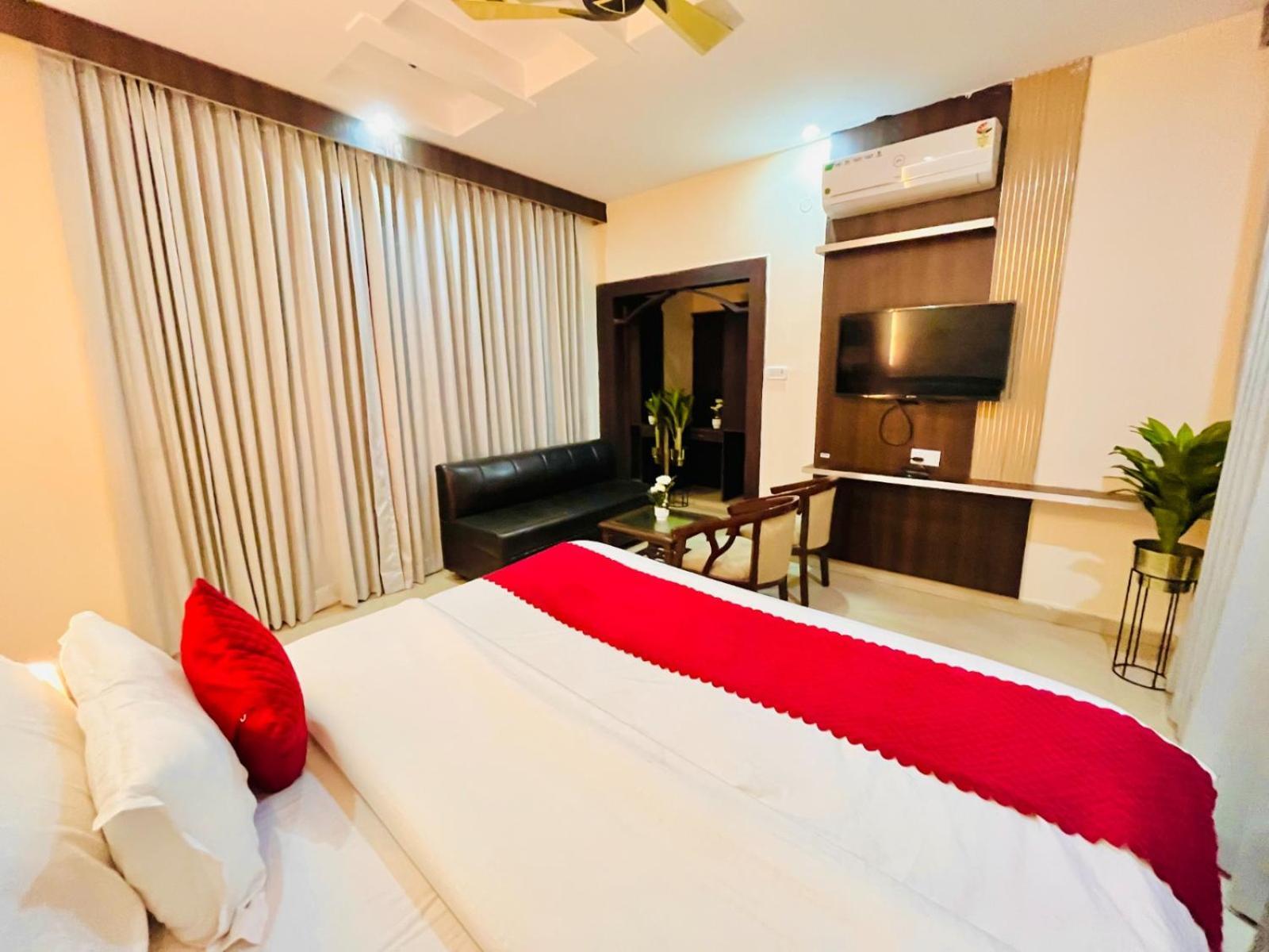 Hotel The Ramawati - A Luxury & Resort, Haridwar