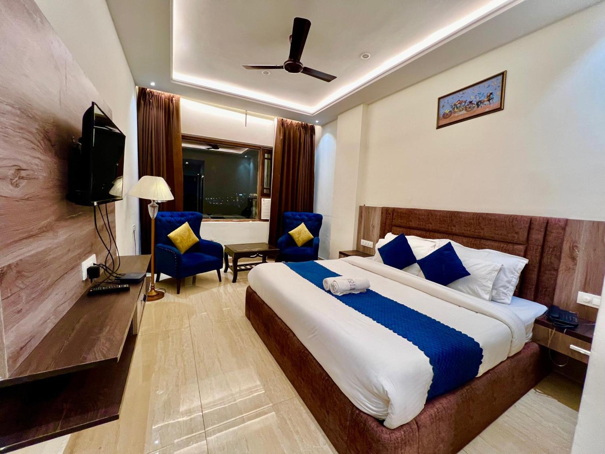 Ganges Blossam, Rated & Awarded In Hotel Haridwar