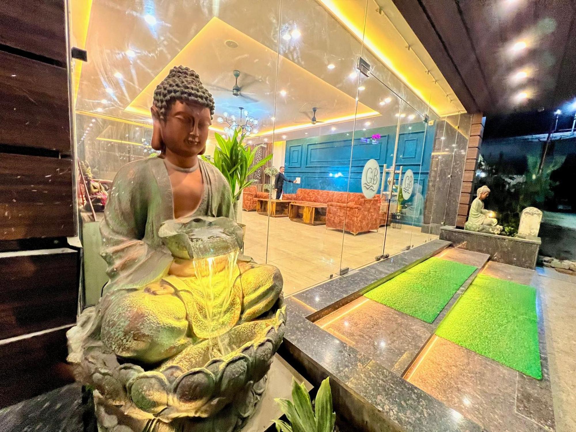 Ganges Blossam, Rated & Awarded In Hotel 3*