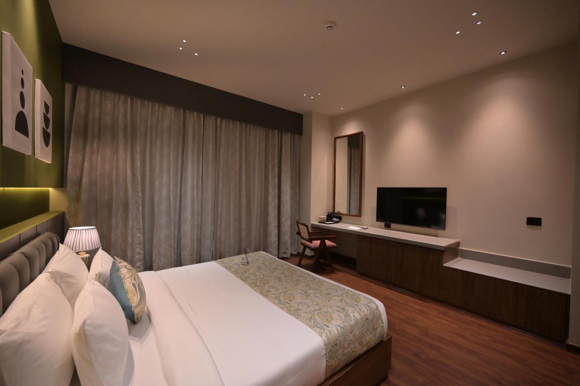 Clarks Safari 4* Haridwar