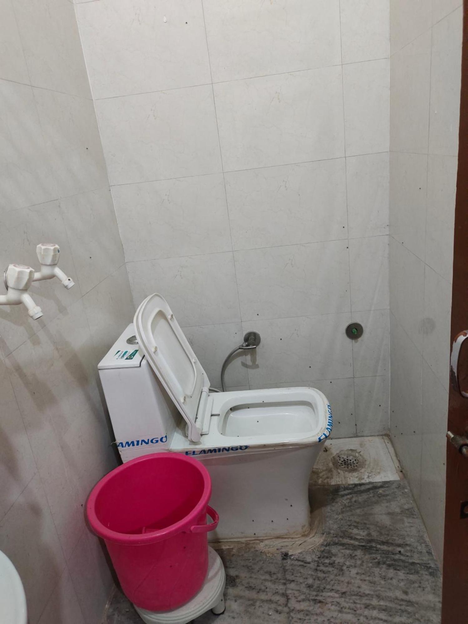 Saini Guest house *