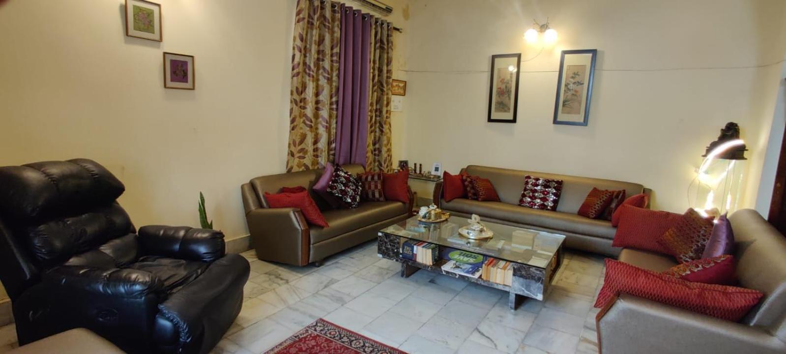 Uvs Homestay