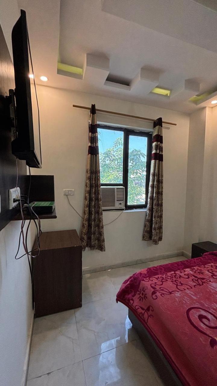 Hotel Vrindavan Hari