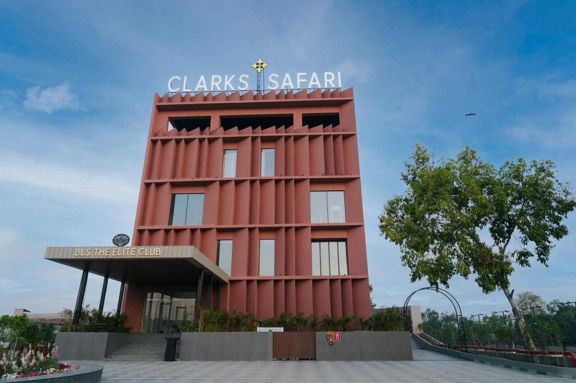 Hotel Clarks Safari