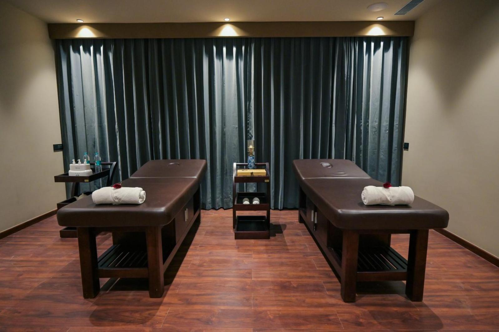 Clarks Safari 4* Haridwar