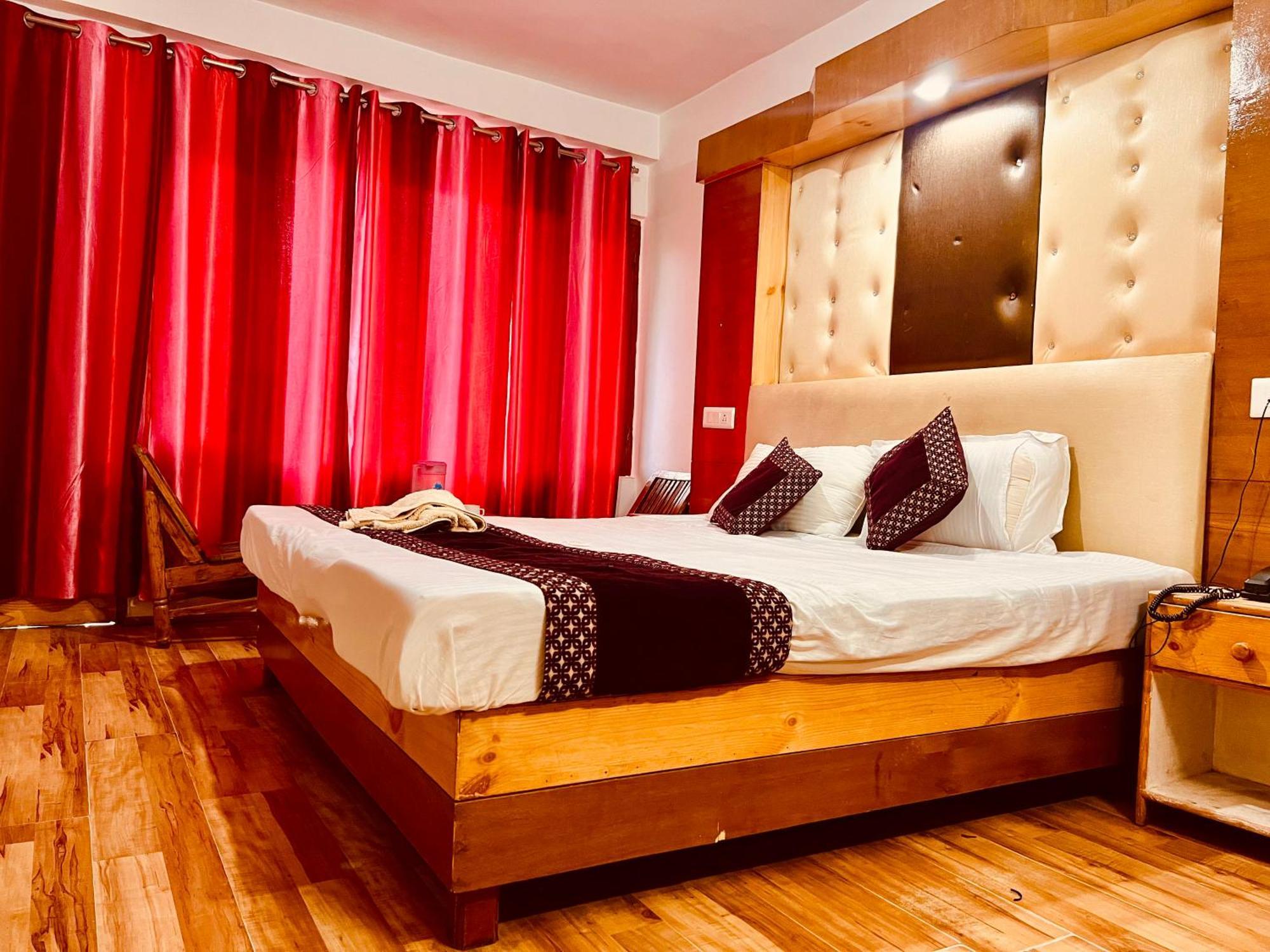 The Divine Ganga - Perfect Family In Hotel Haridwar
