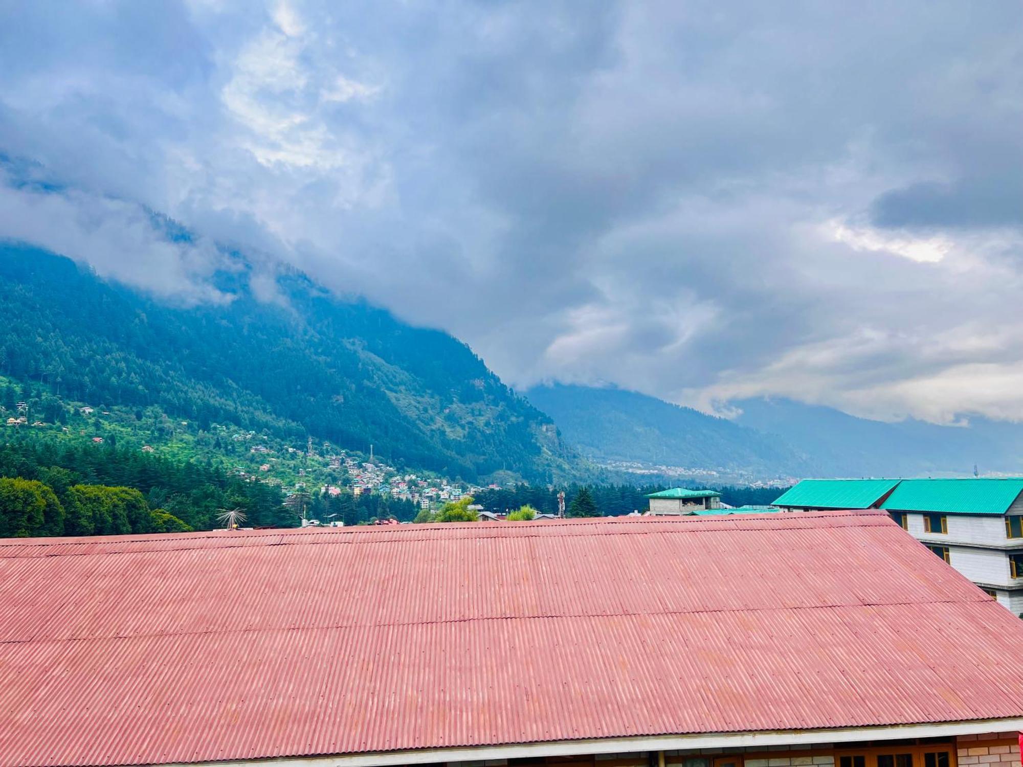 Hotel The Divine Ganga - Perfect Family In Haridwar