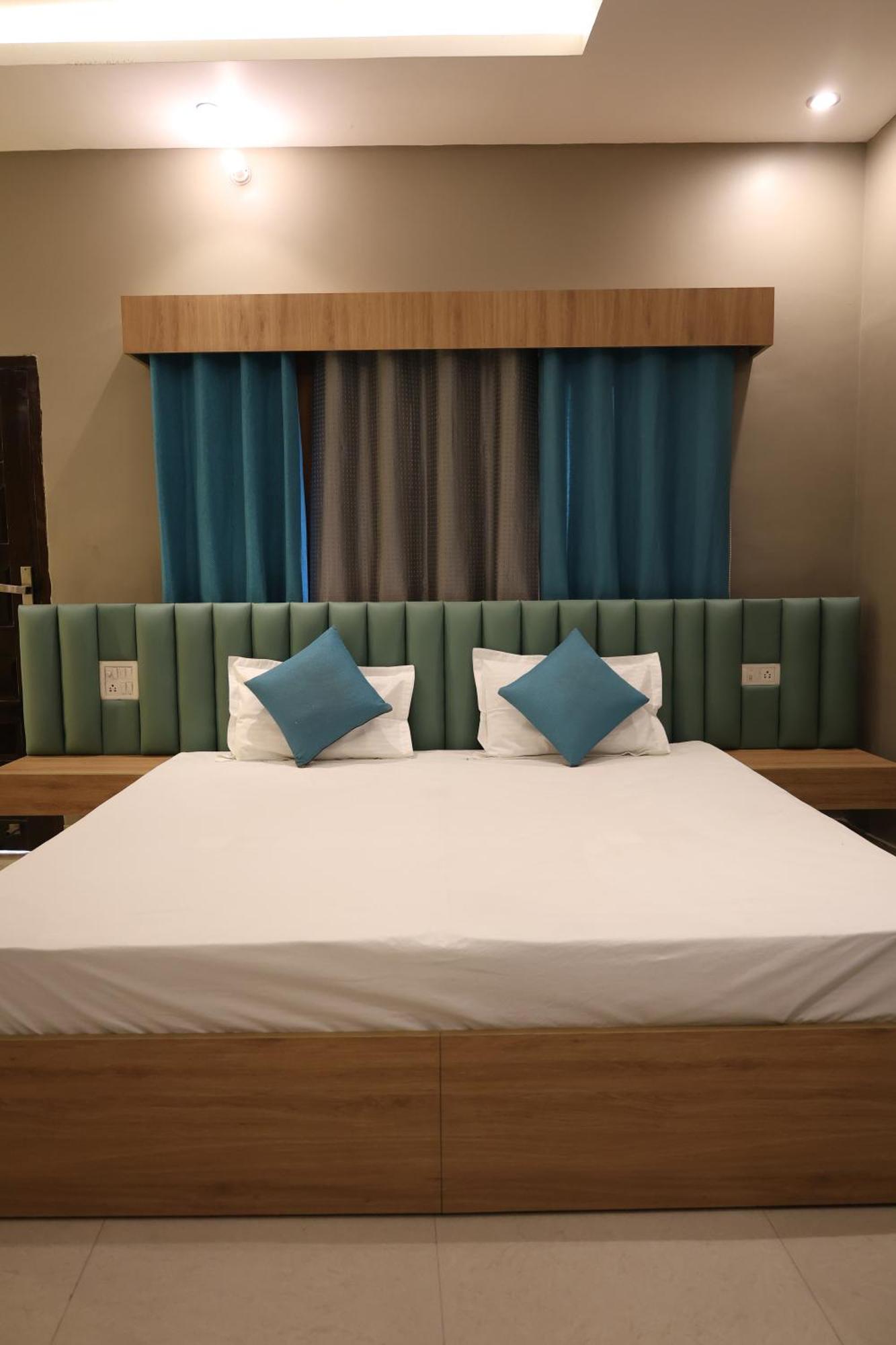 Riverview Haridwar