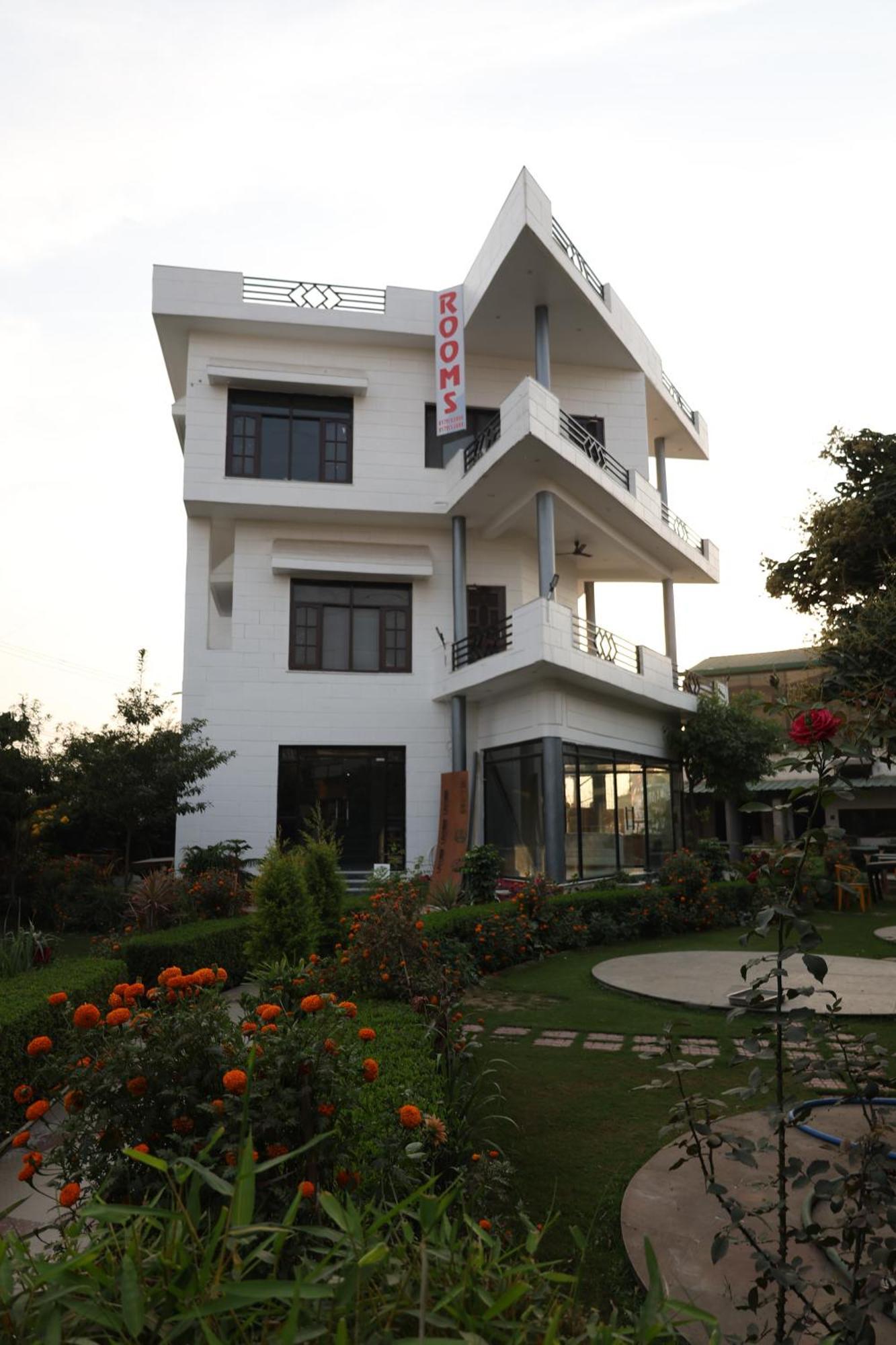 Hotel Riverview