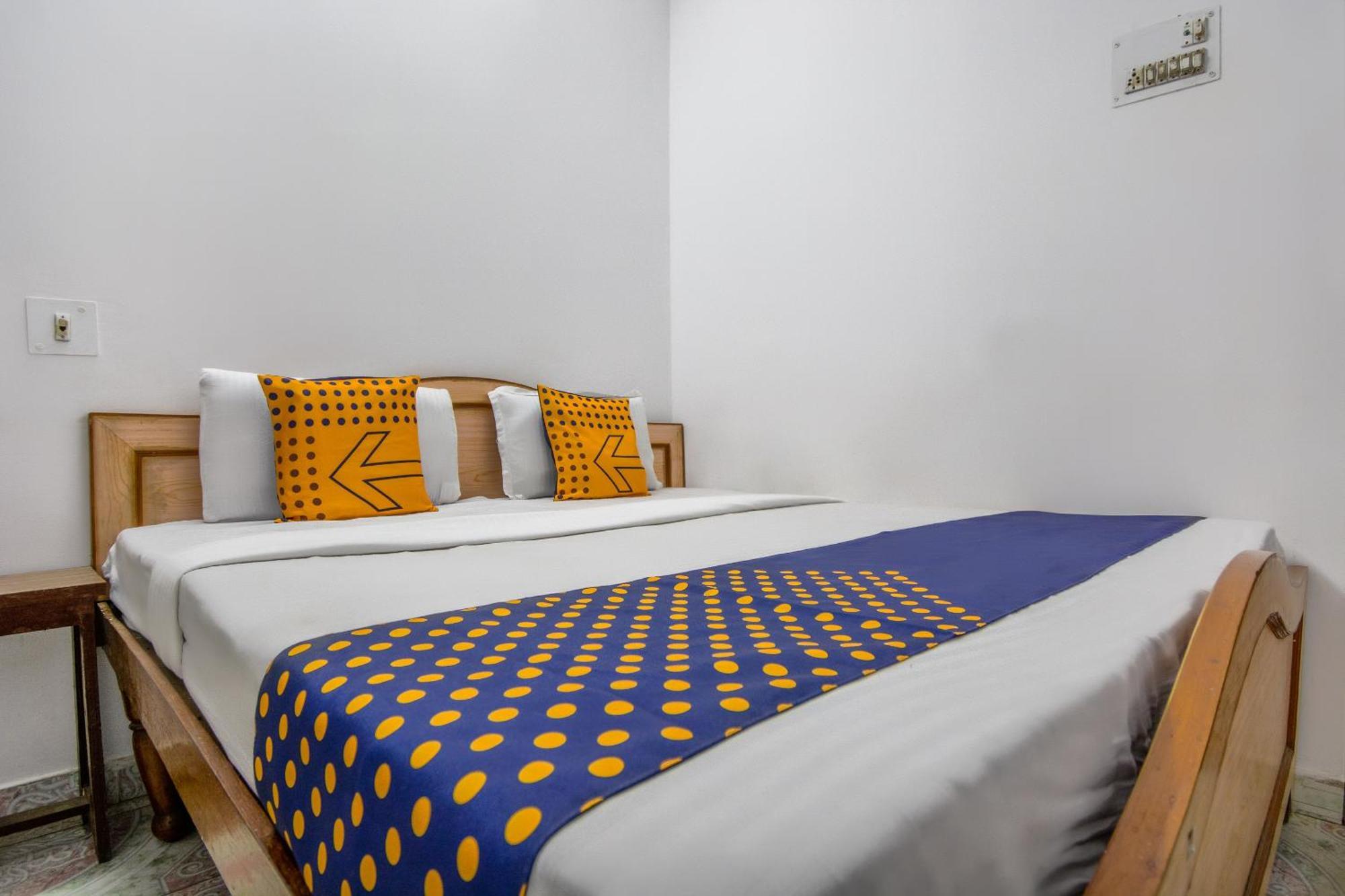 Hotel O Radhika *