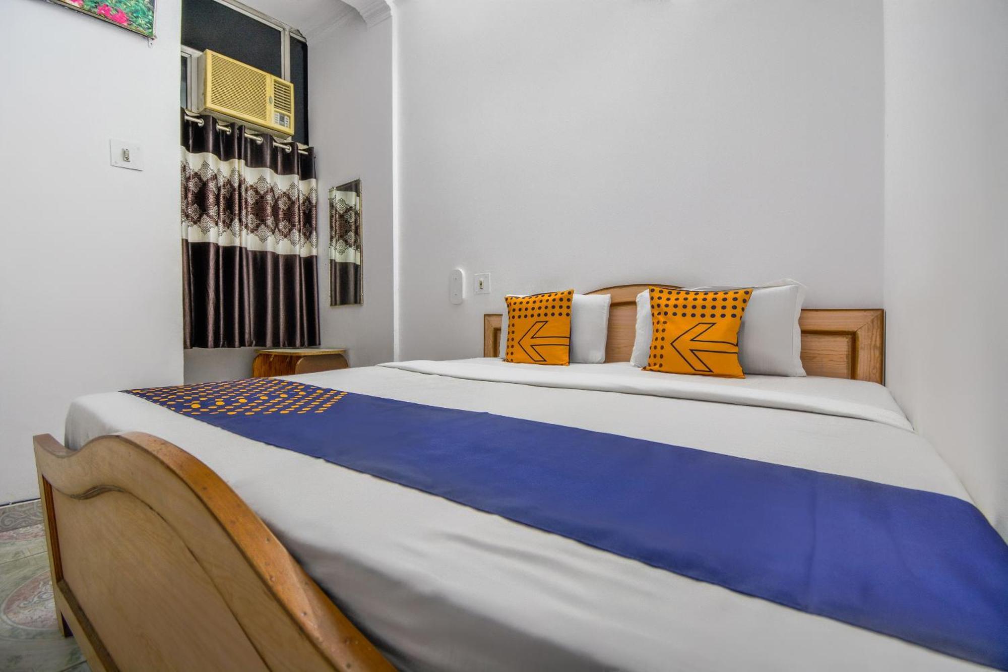 O Radhika Hotel