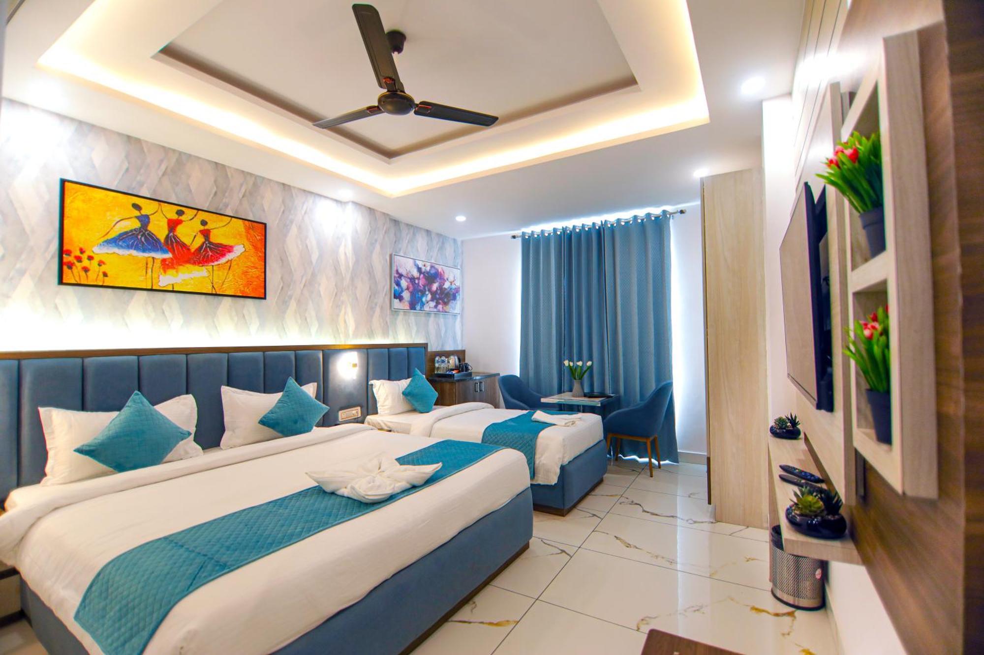 Hotel Paarth Grand 3*