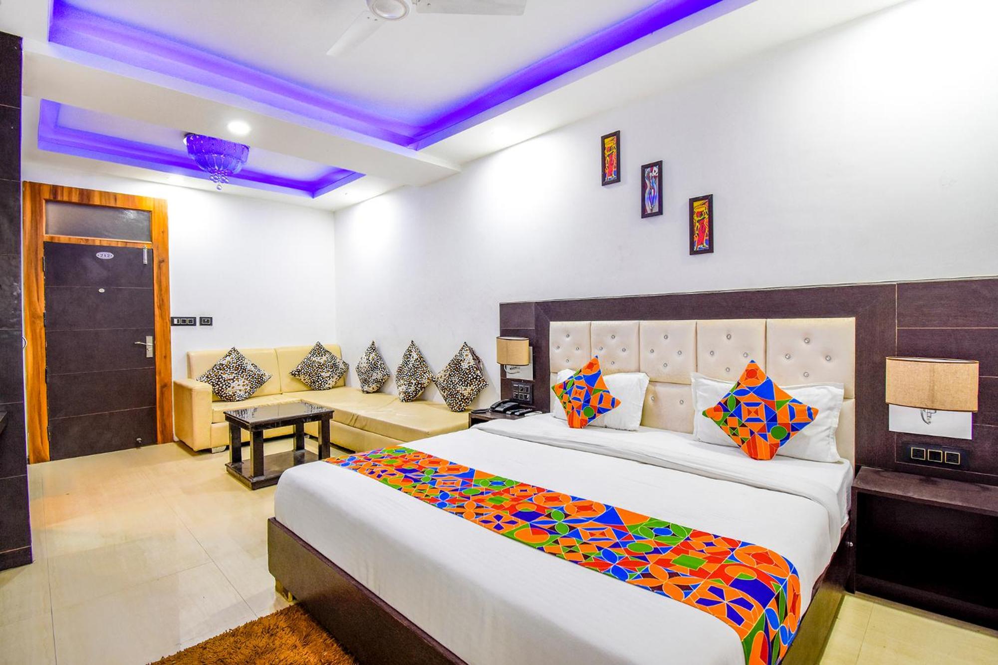 Fabhotel Pride 3*
