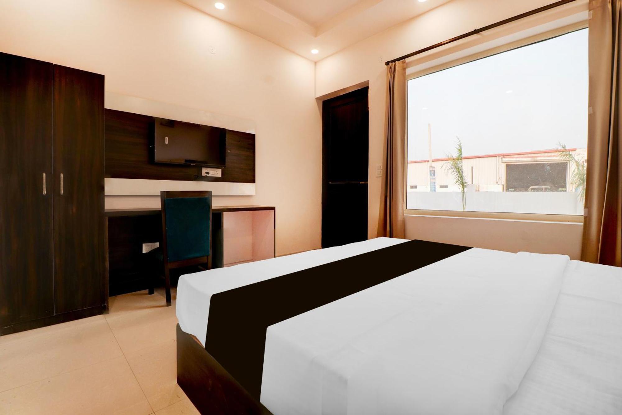 Hotel O Vasal Bliss Restaurant & Cafe Roorkee