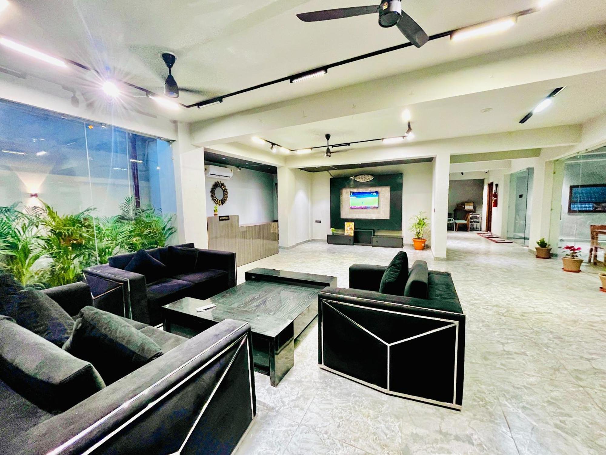 Hotel Sitara & Resorts, Haridwar