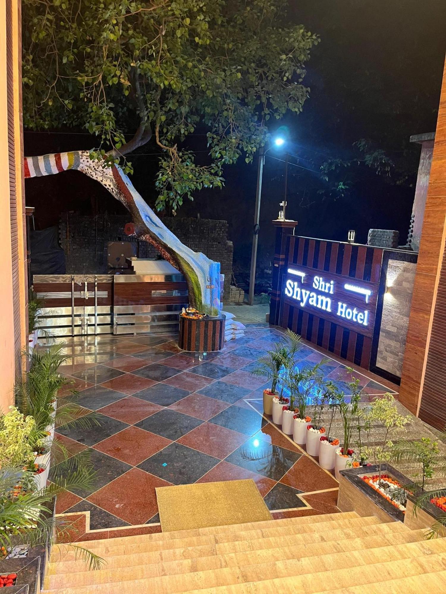 Hotel Luxury Shri Shyam A Peaceful Near Har Ki Paudi