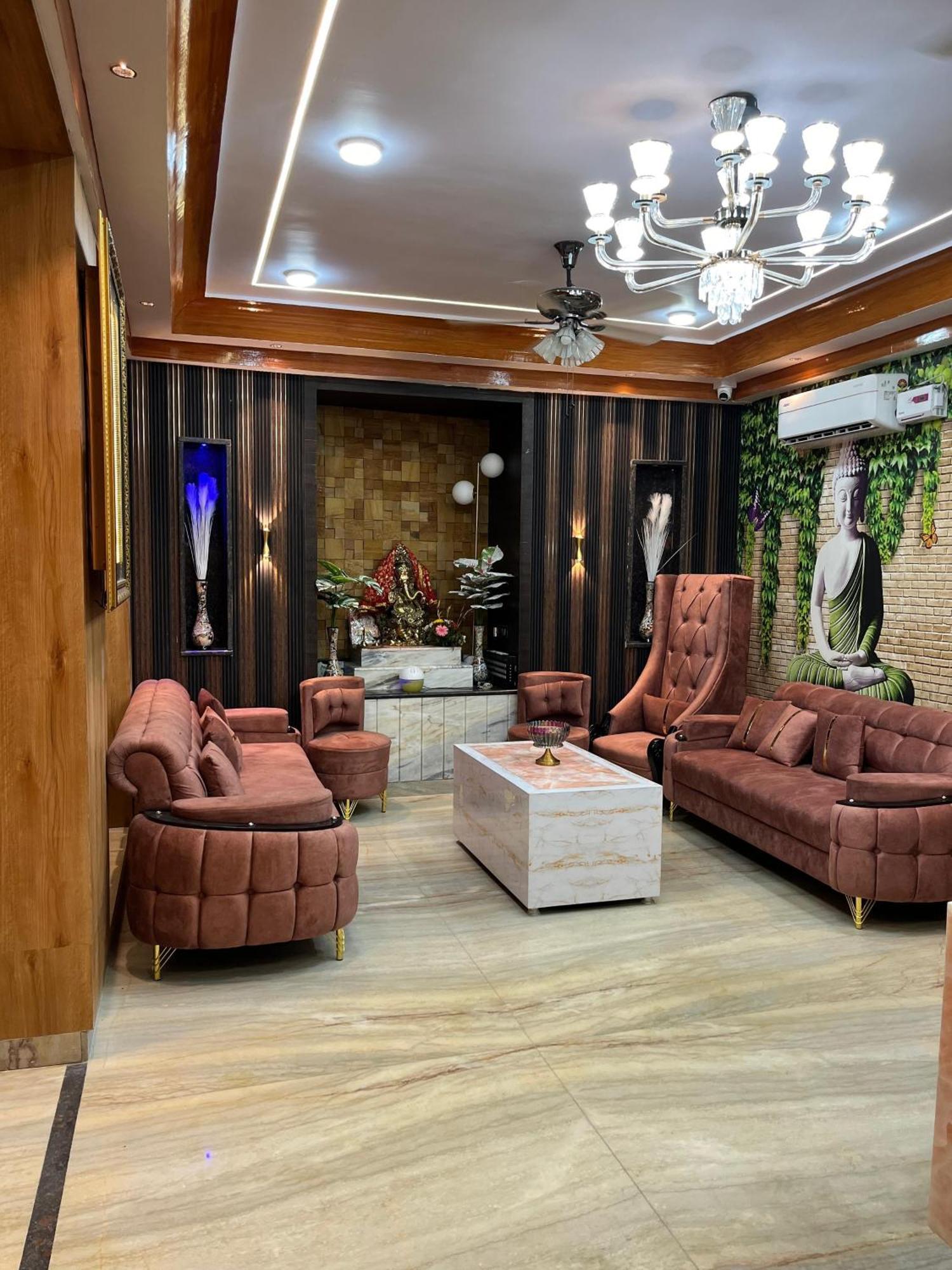 Shri Shyam Luxury Hotel In Har Ki Paudi 4* Haridwar