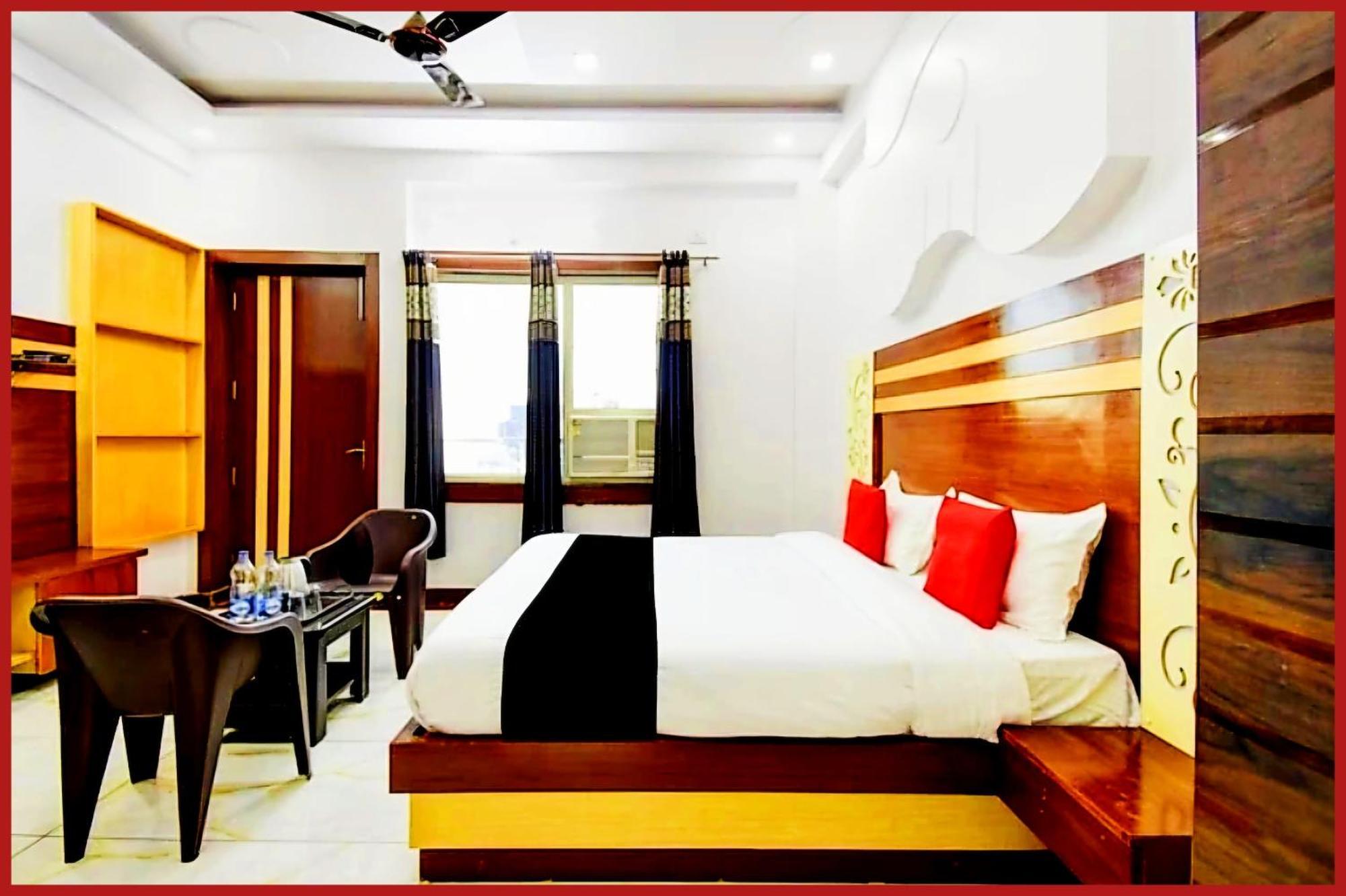 Sawera! - Near Temple - Fully Air Conditioned, Restaurant, Service , Free Parking, Free Wi-fi Facilities Available - A Luxury In Nainital Hotel 4*