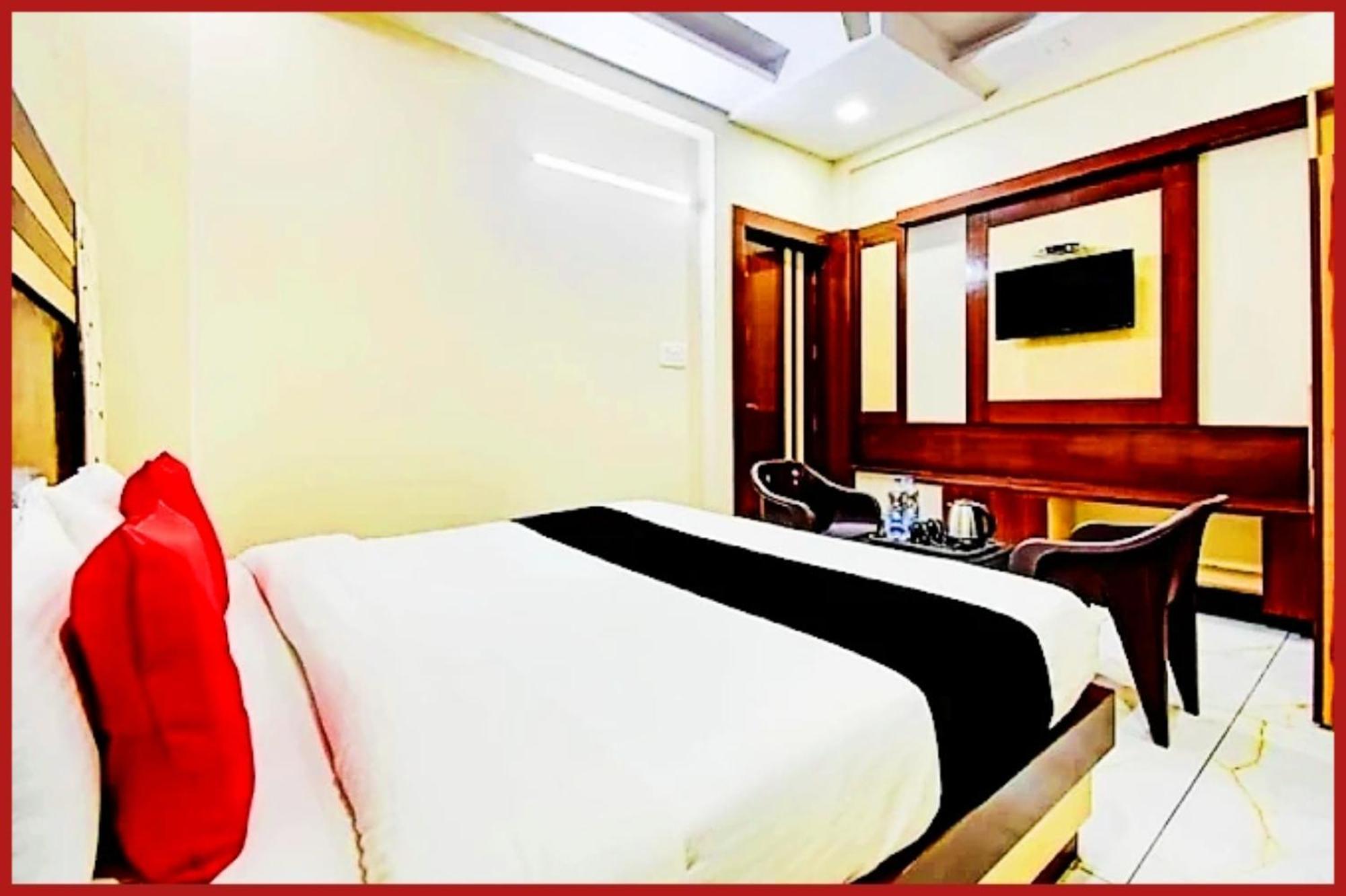 Sawera! - Near Temple - Fully Air Conditioned, Restaurant, Service , Free Parking, Free Wi-fi Facilities Available - A Luxury In Nainital Haridwar