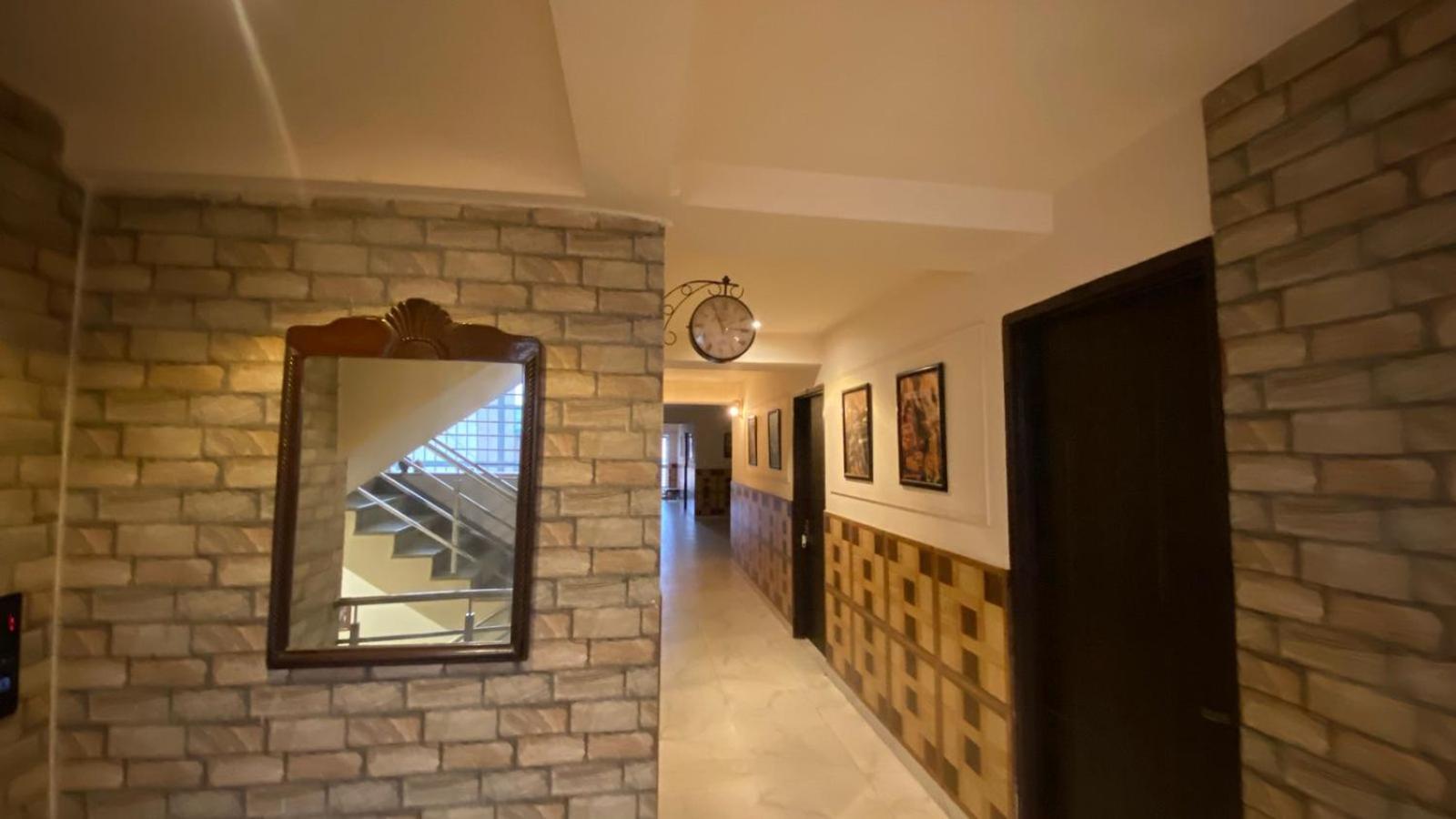 Bhakti Dham Hotel