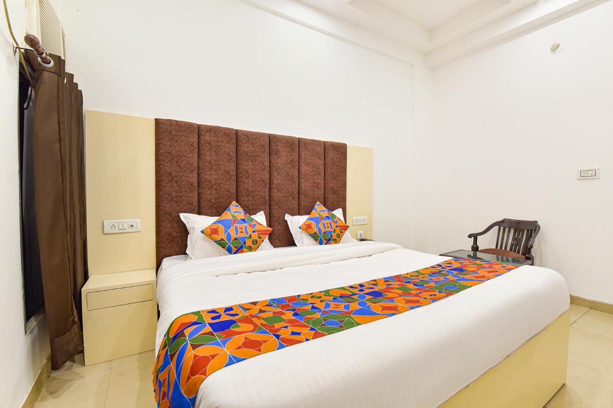 Hotel Fabhotel Pearl