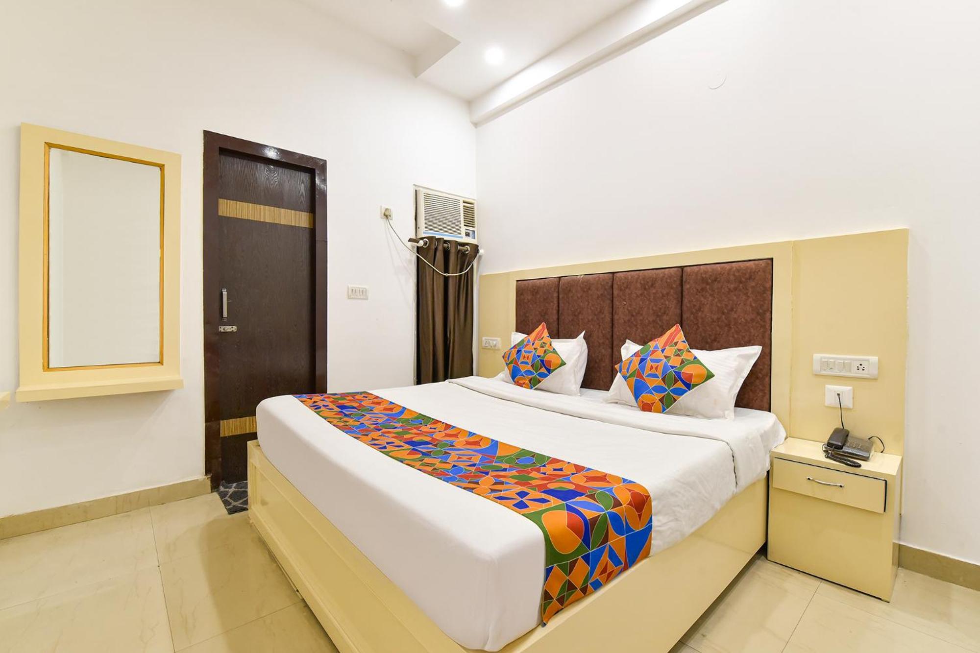 Hotel Fabhotel Pearl