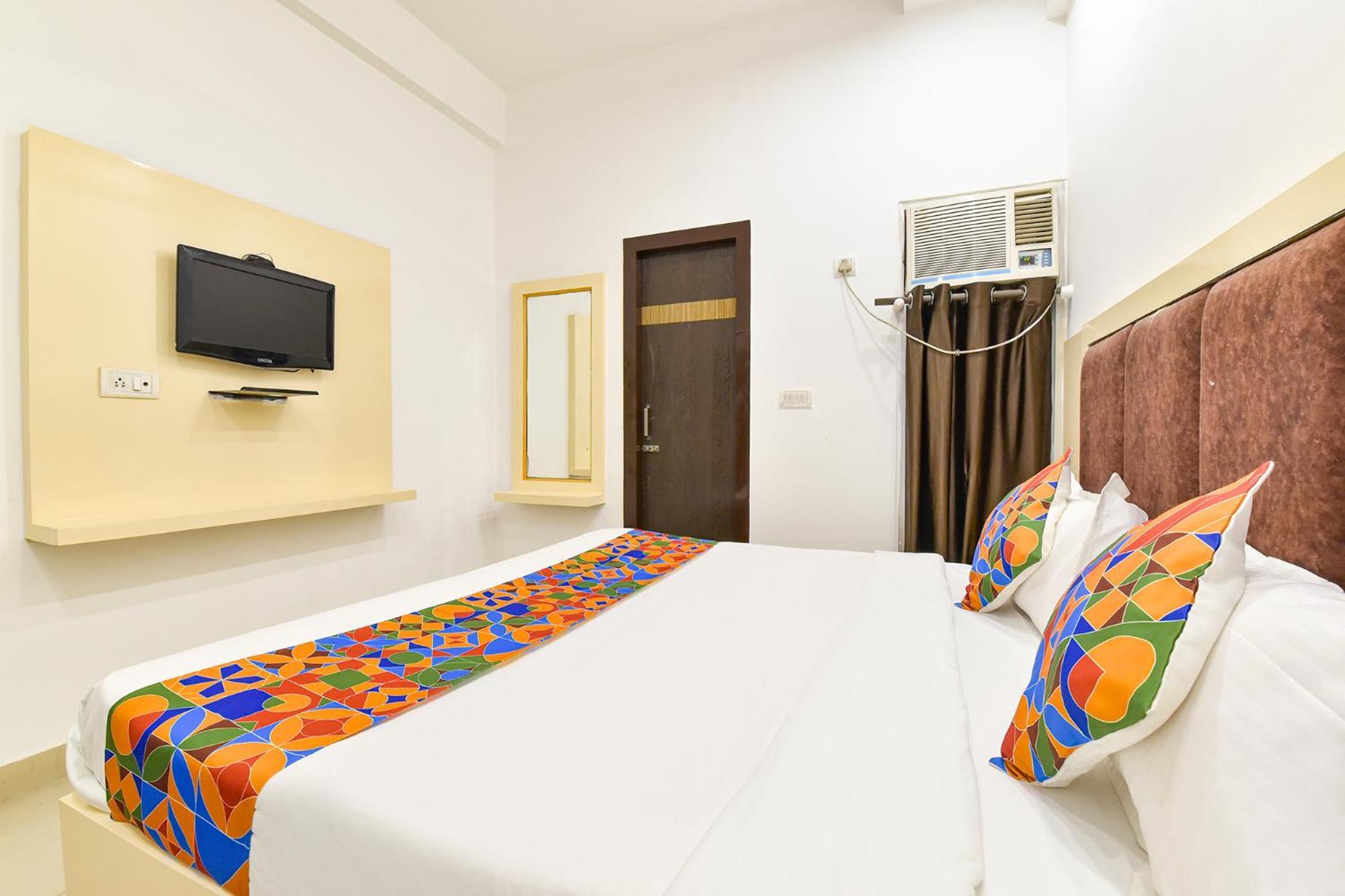Fabhotel Pearl Hotel