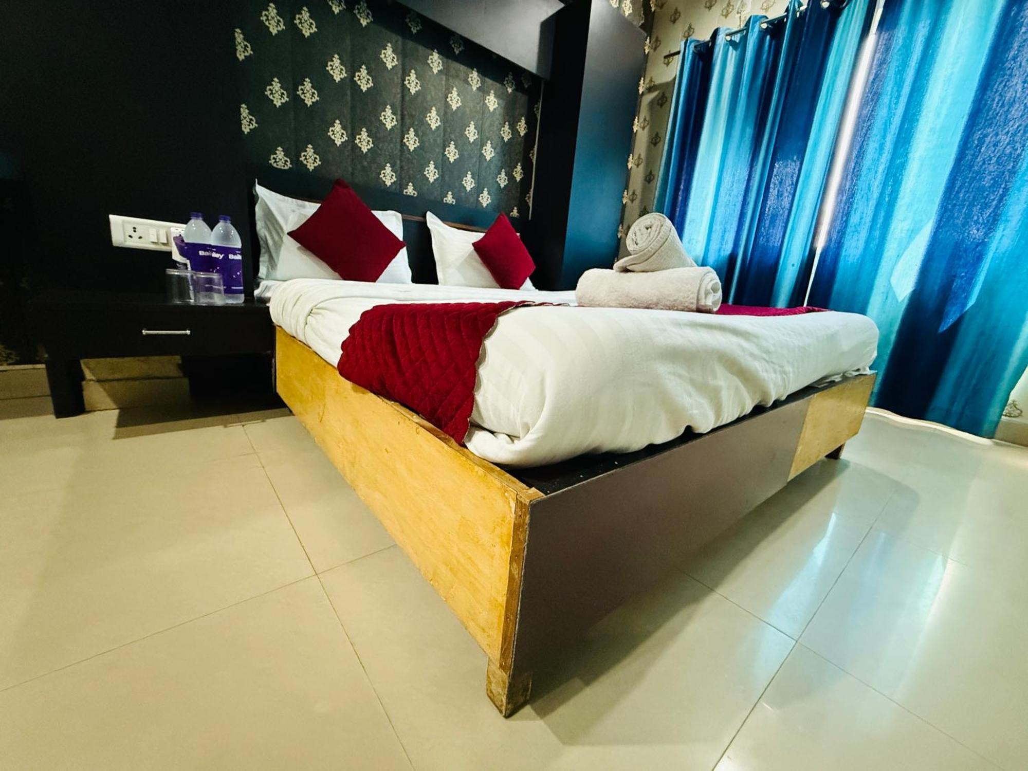 Country house The Ganga View Haridwar By Wooibhotels