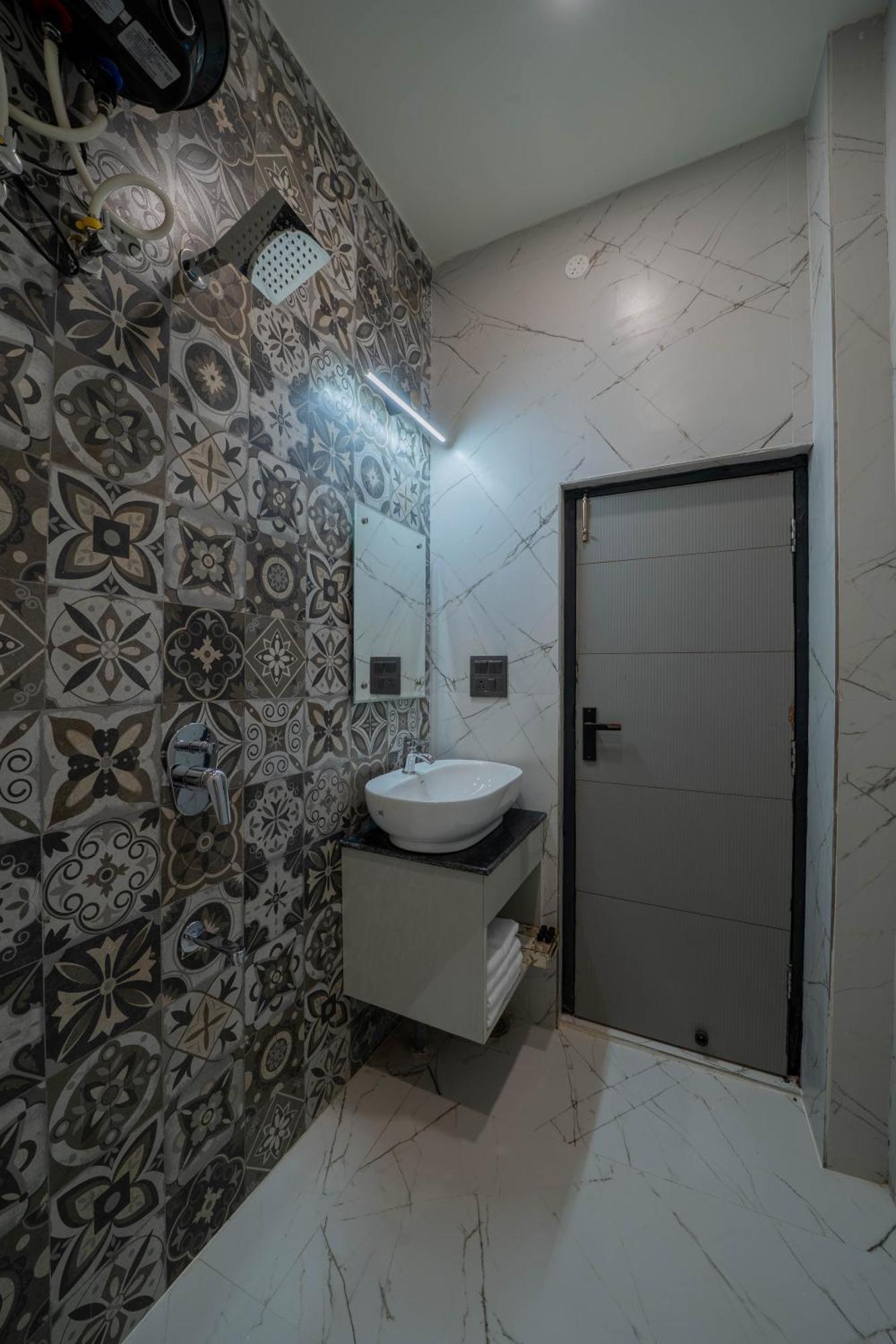 Hotel Perfectstayz Aalaya *